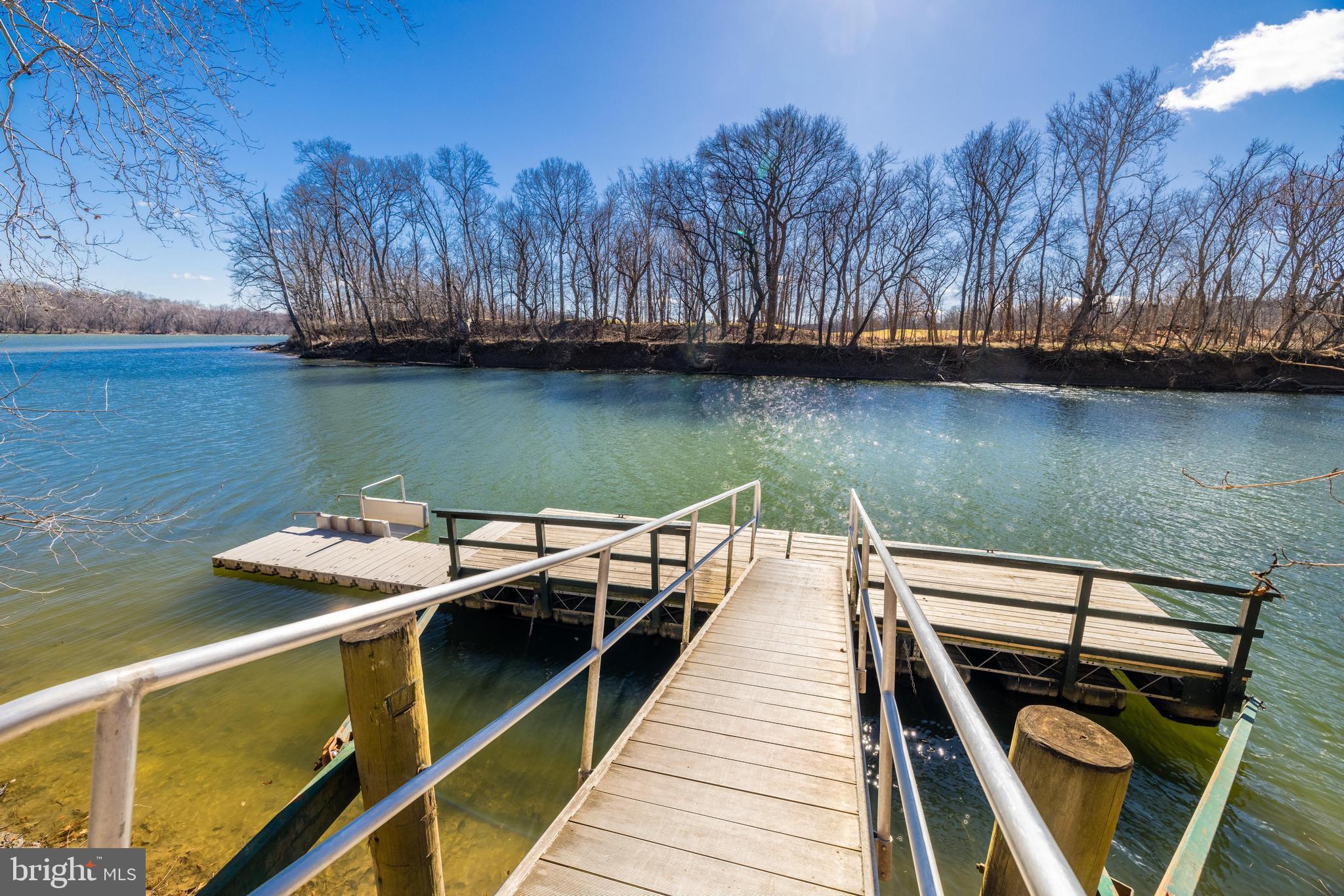 RIVER CREEK - Residential