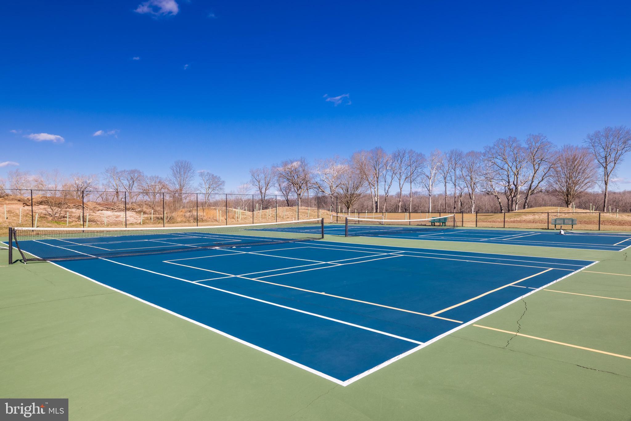 RIVER CREEK - Residential