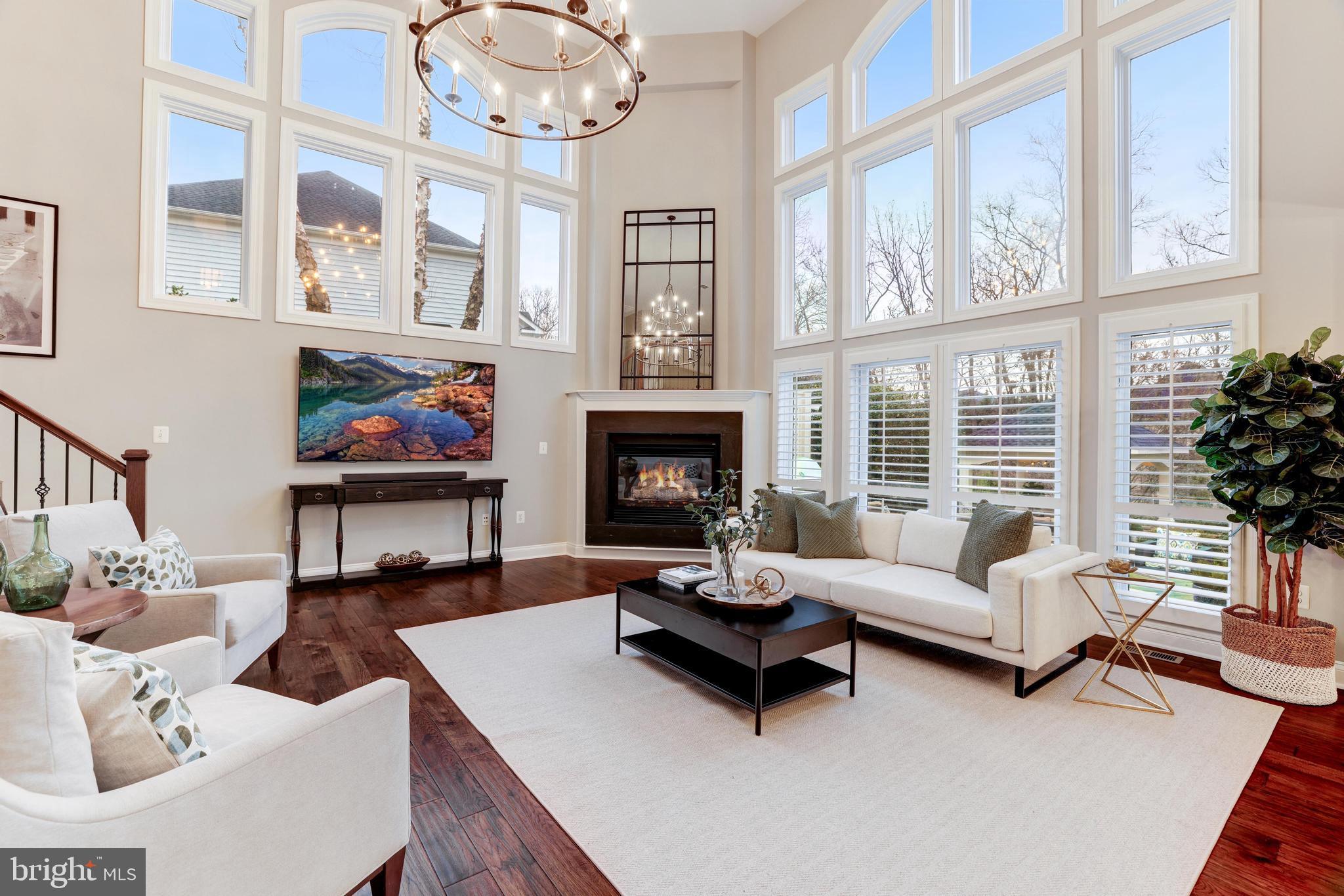 RIVER CREEK - Residential