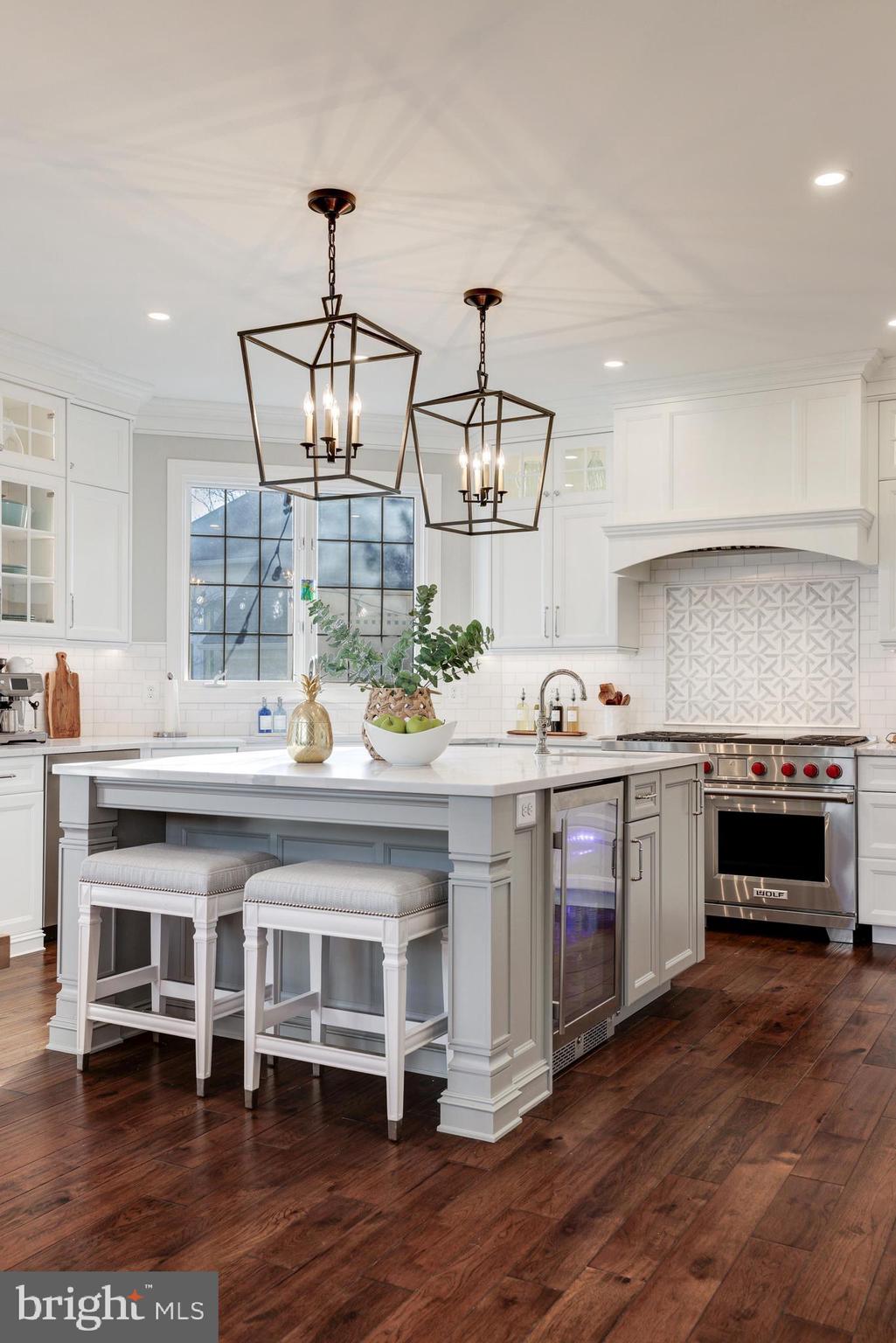 RIVER CREEK - Residential