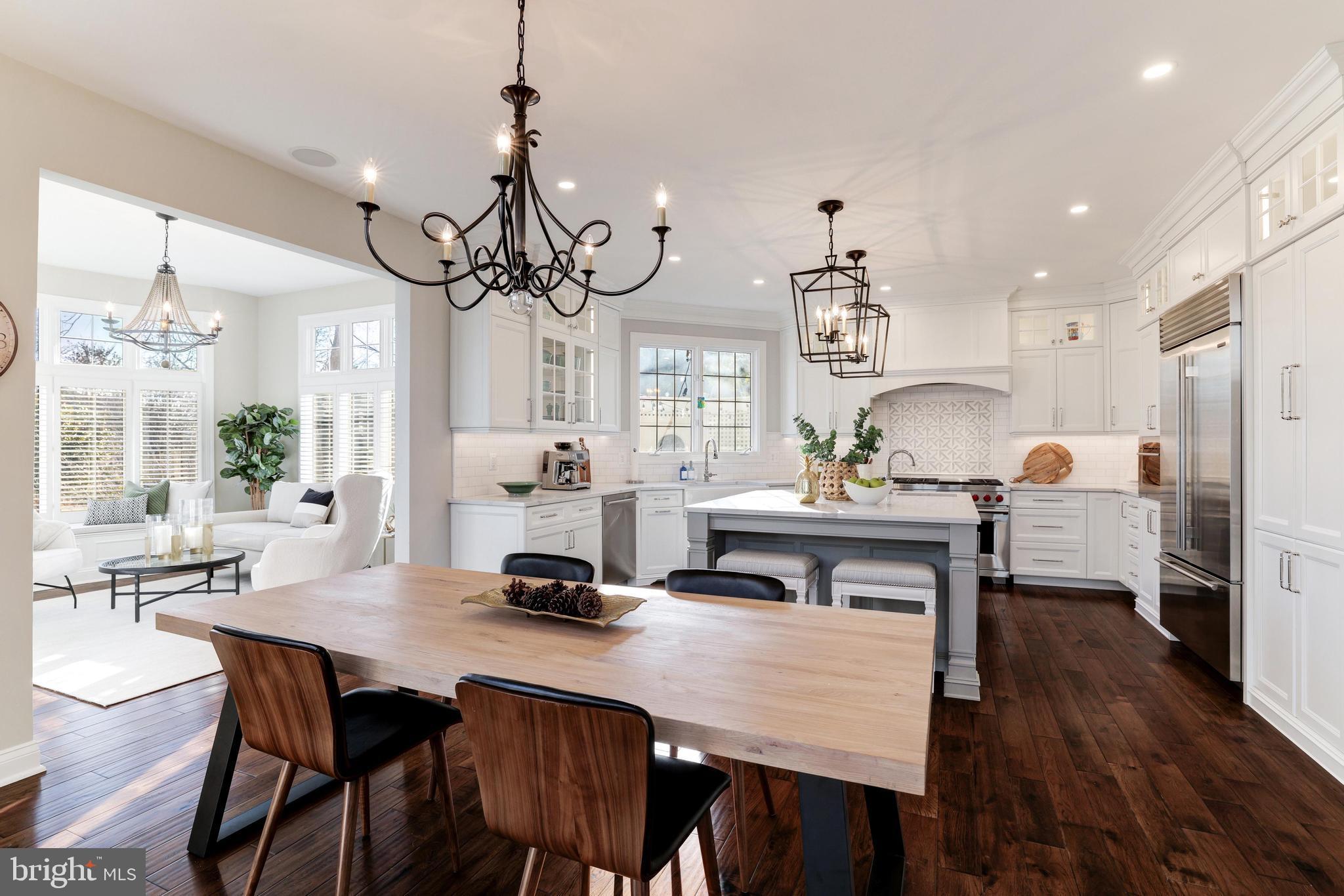 RIVER CREEK - Residential