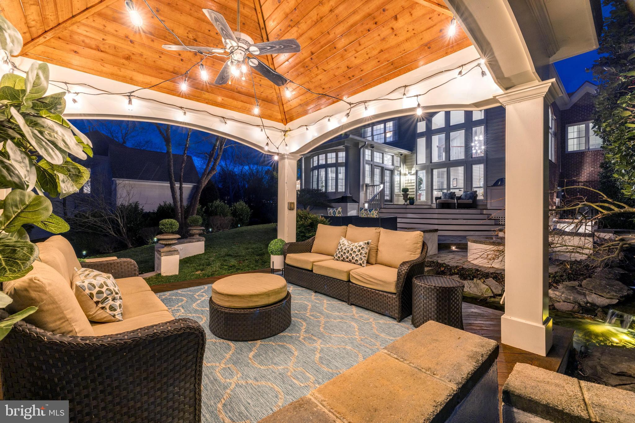 RIVER CREEK - Residential