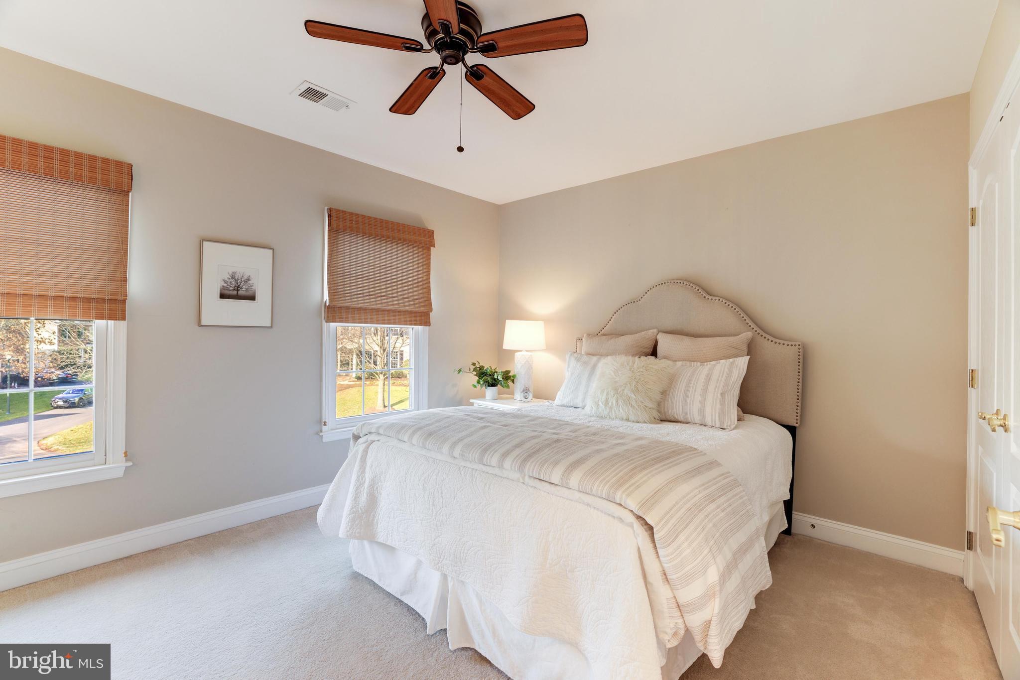 RIVER CREEK - Residential