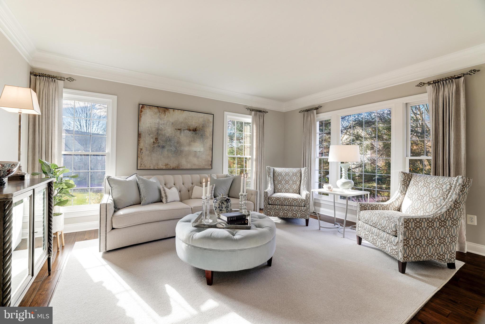 RIVER CREEK - Residential