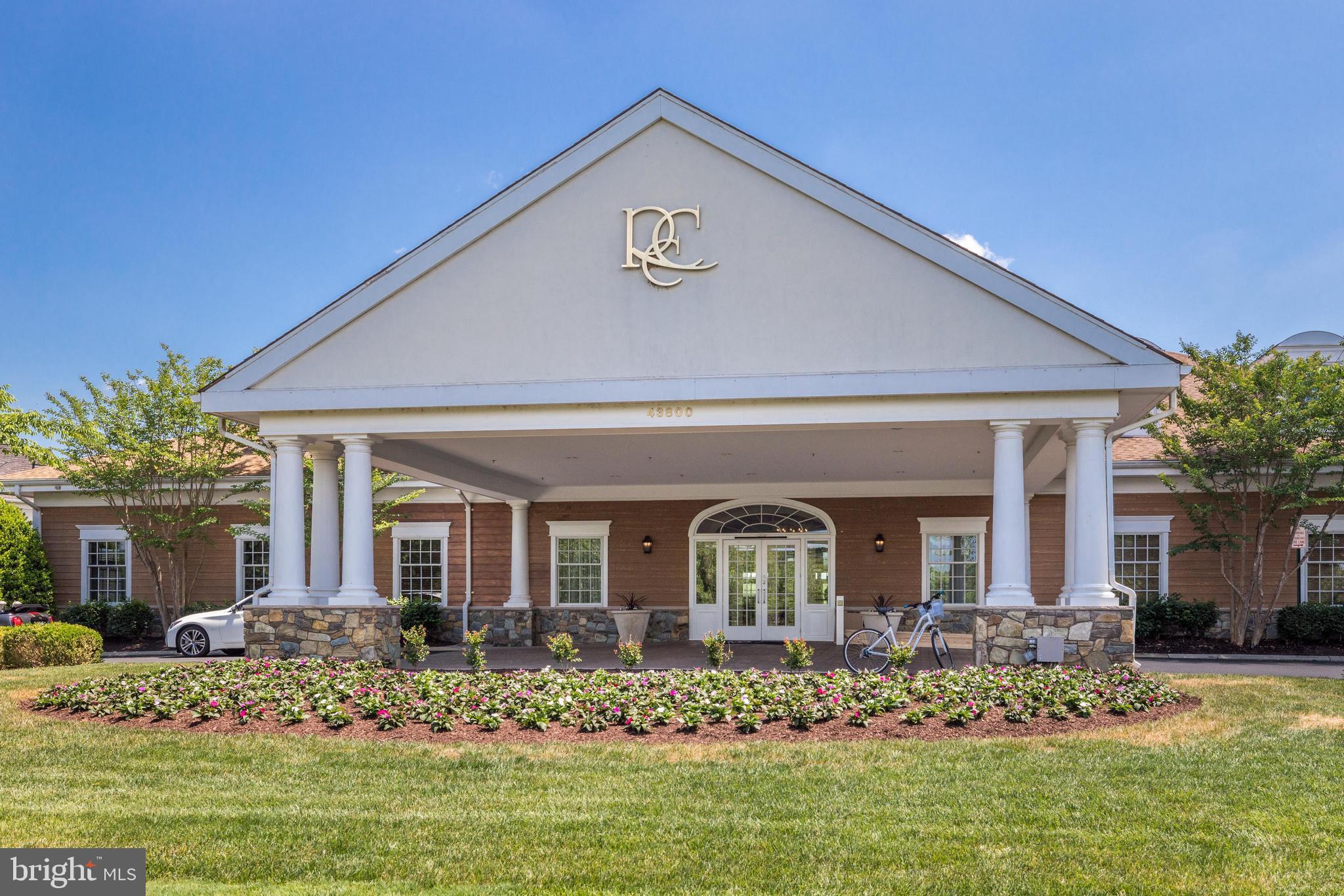 RIVER CREEK - Residential