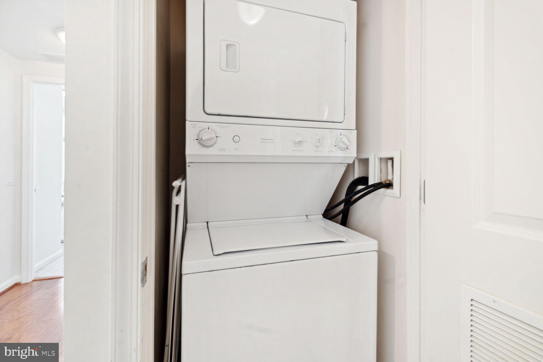 CRESCENT - Residential