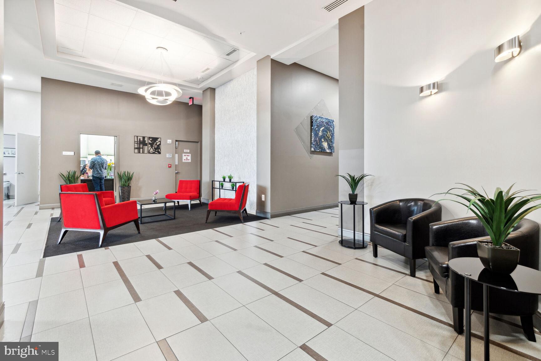 CRESCENT - Residential