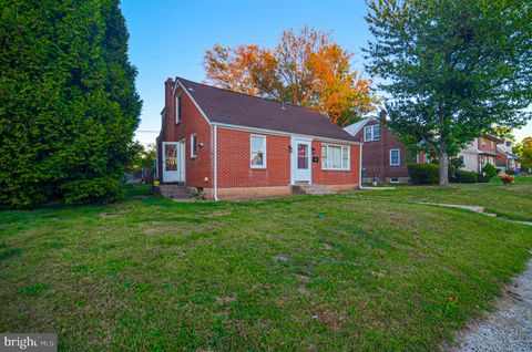 Photo of 833 W 4 Th Street, LANSDALE, PA 19446 (MLS # PAMC2159328)