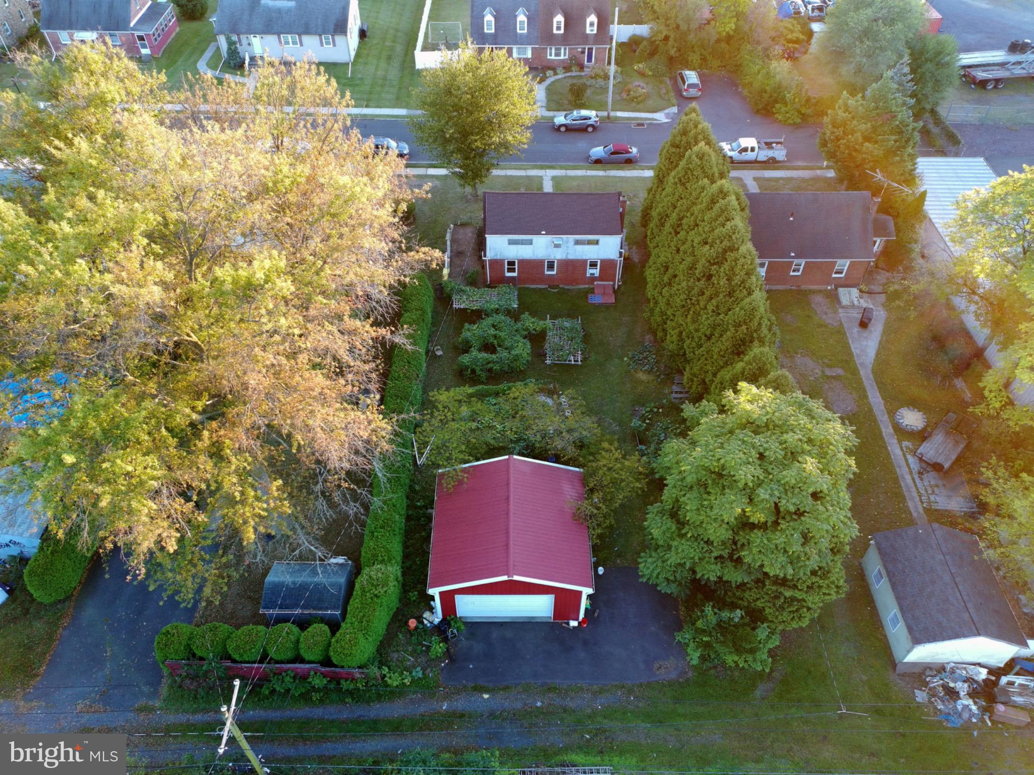 LANSDALE - Residential