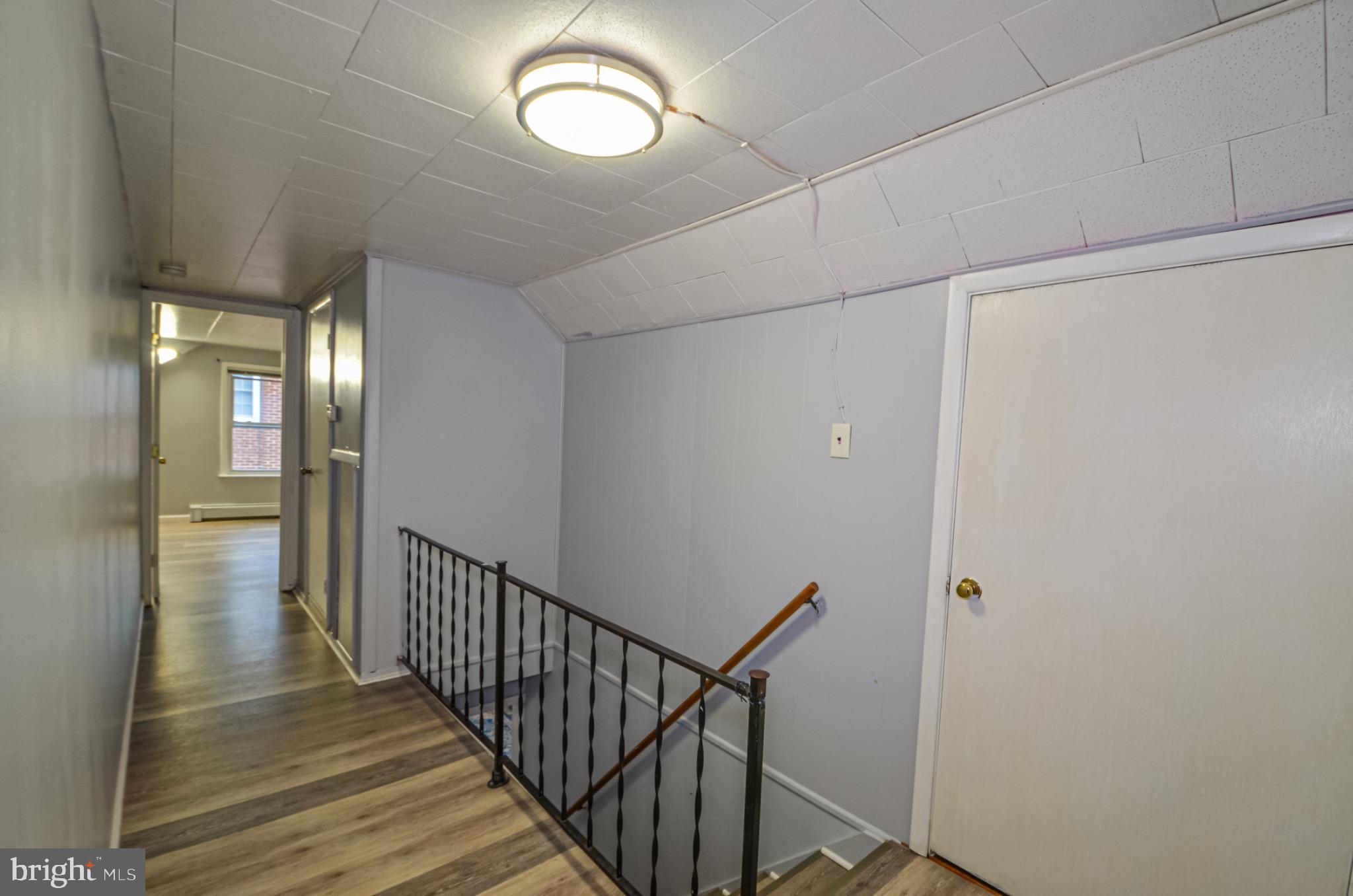 LANSDALE - Residential