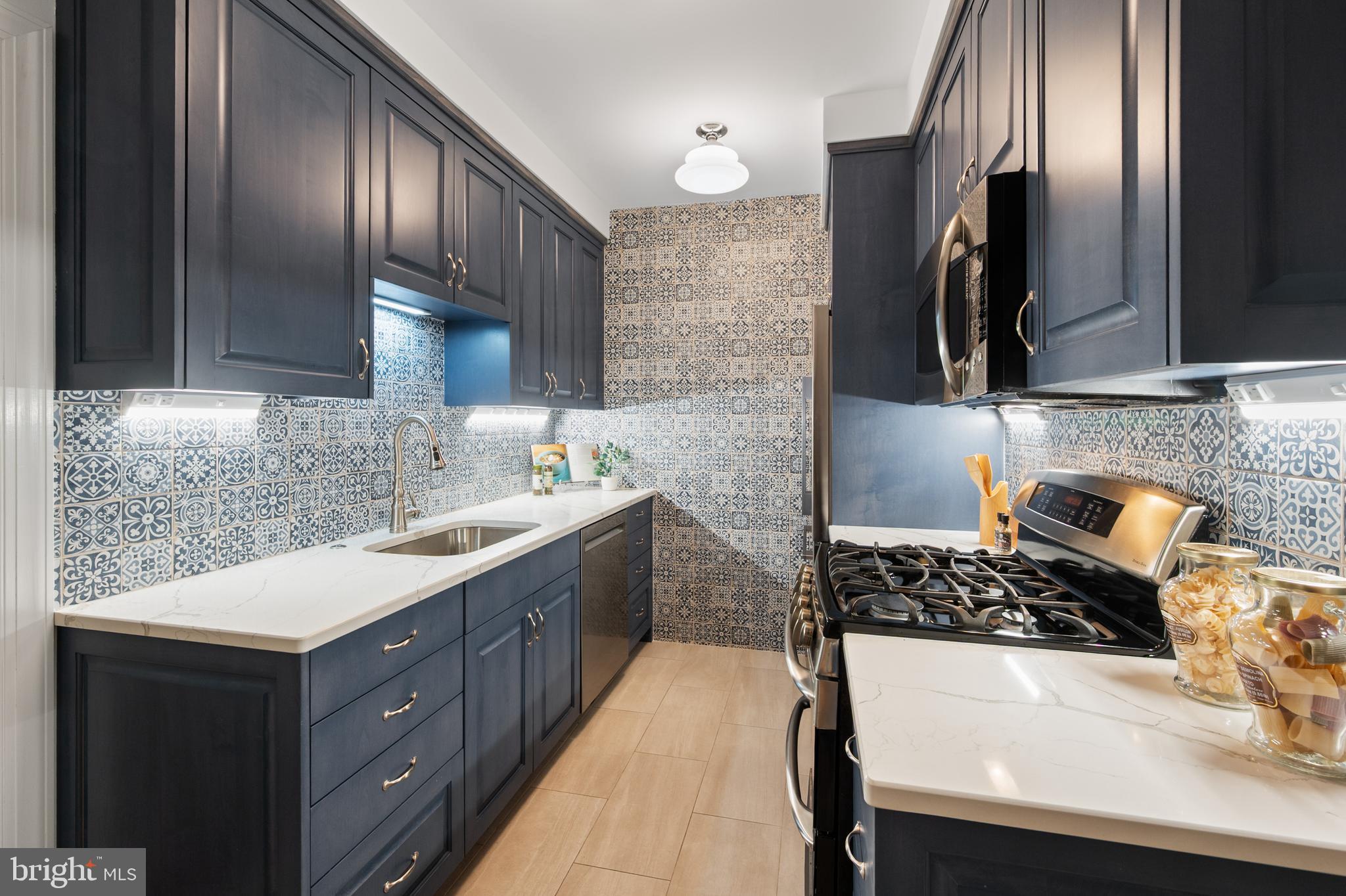 YATES GARDENS - Residential