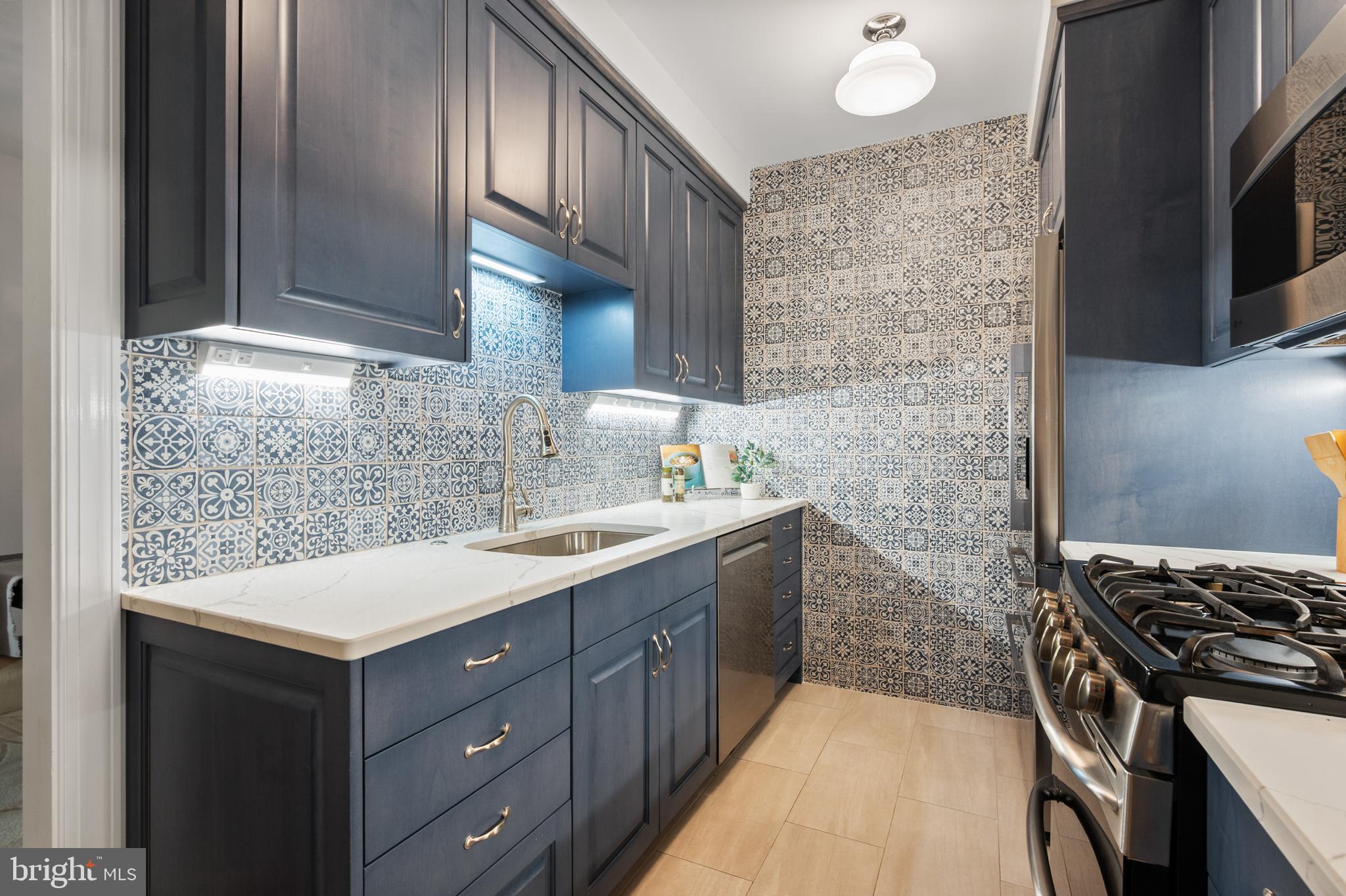 YATES GARDENS - Residential