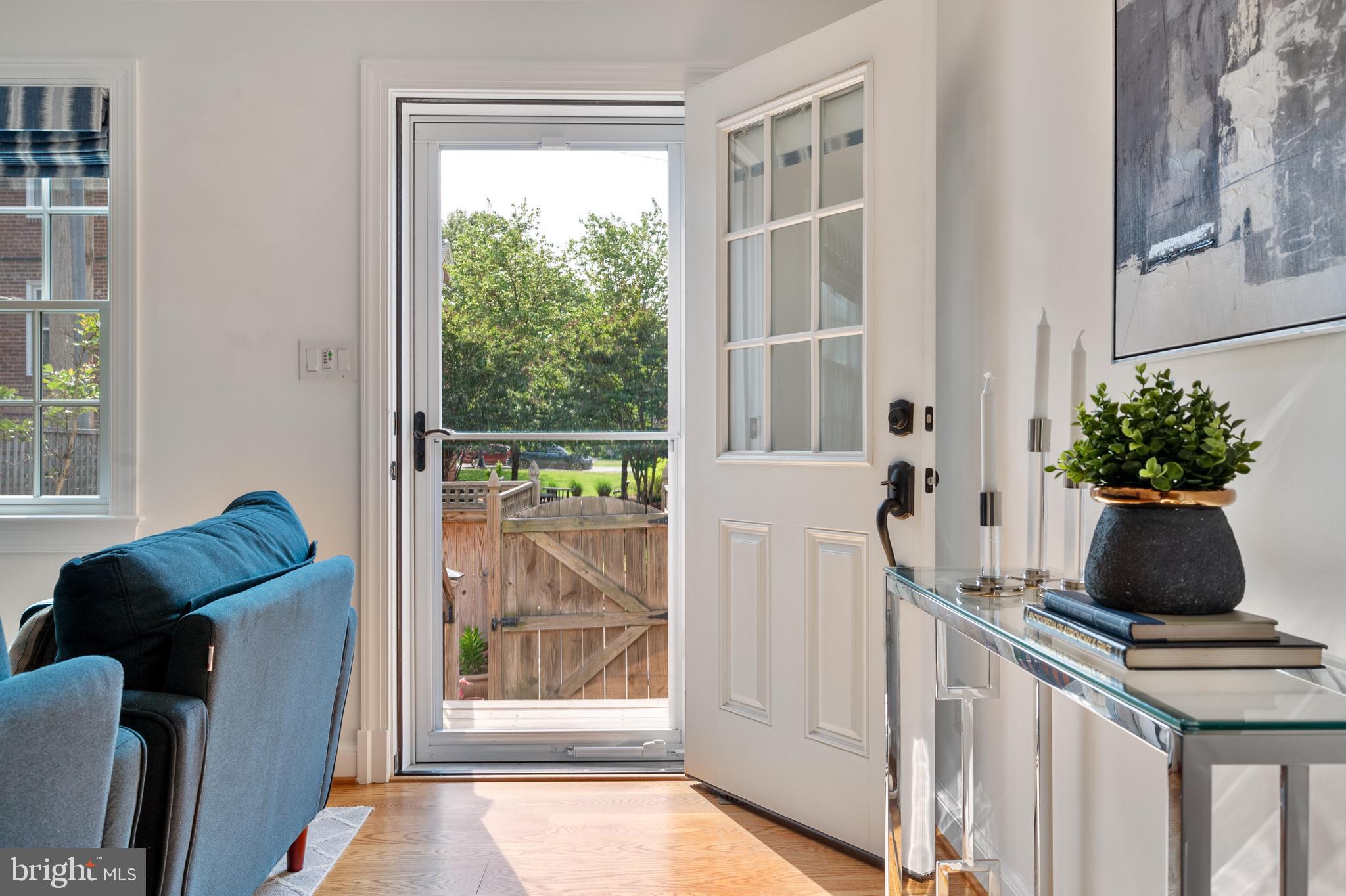 YATES GARDENS - Residential