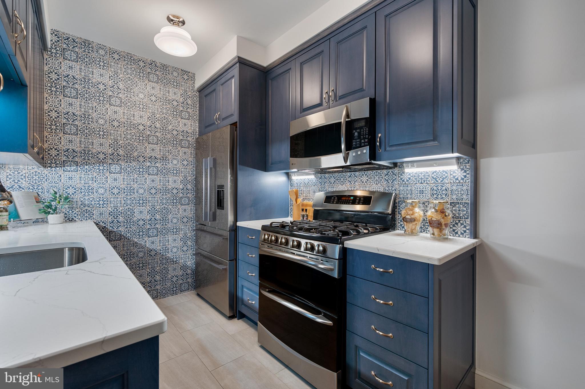 YATES GARDENS - Residential