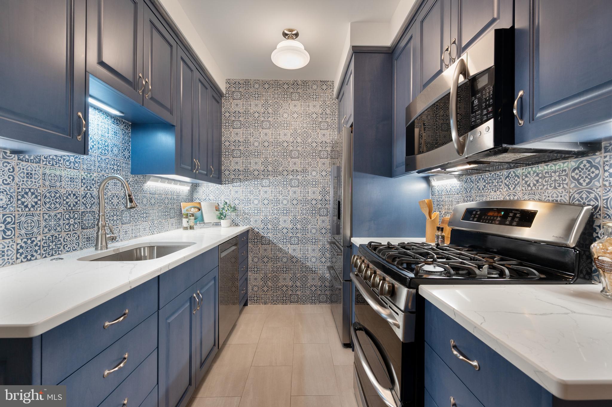 YATES GARDENS - Residential