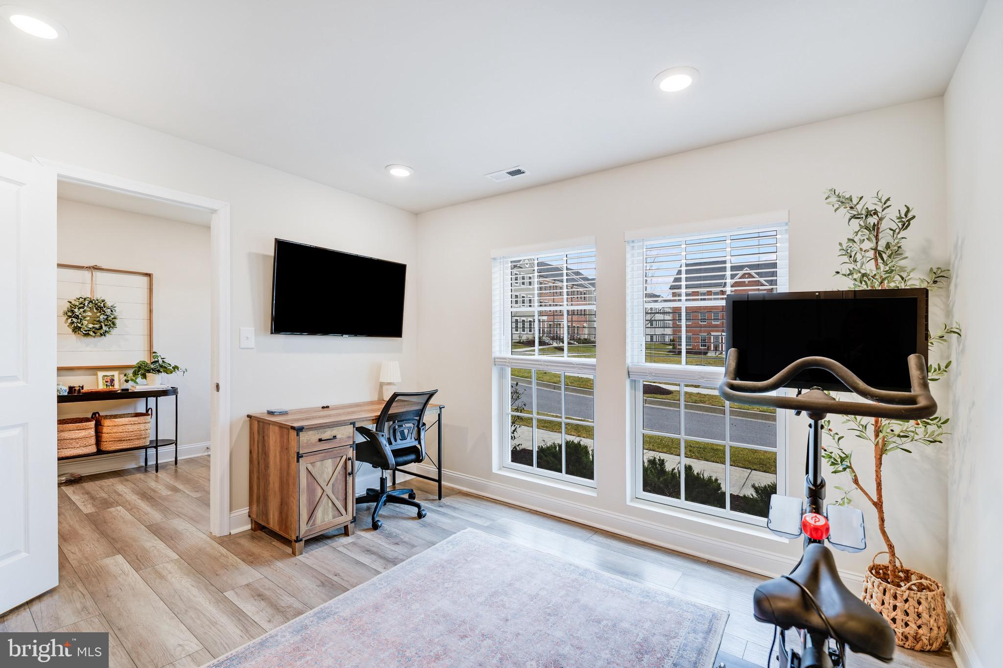 PARKSIDE AT WARFIELD - Residential