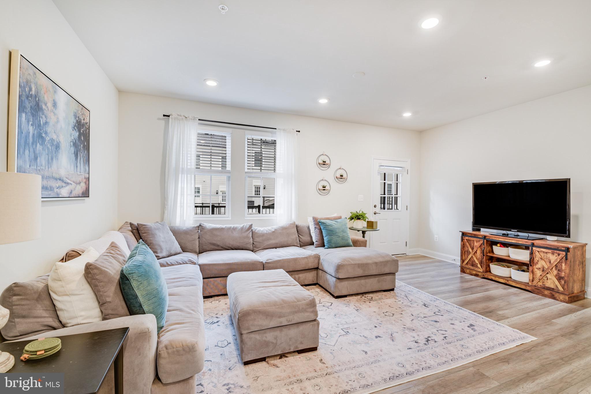 PARKSIDE AT WARFIELD - Residential