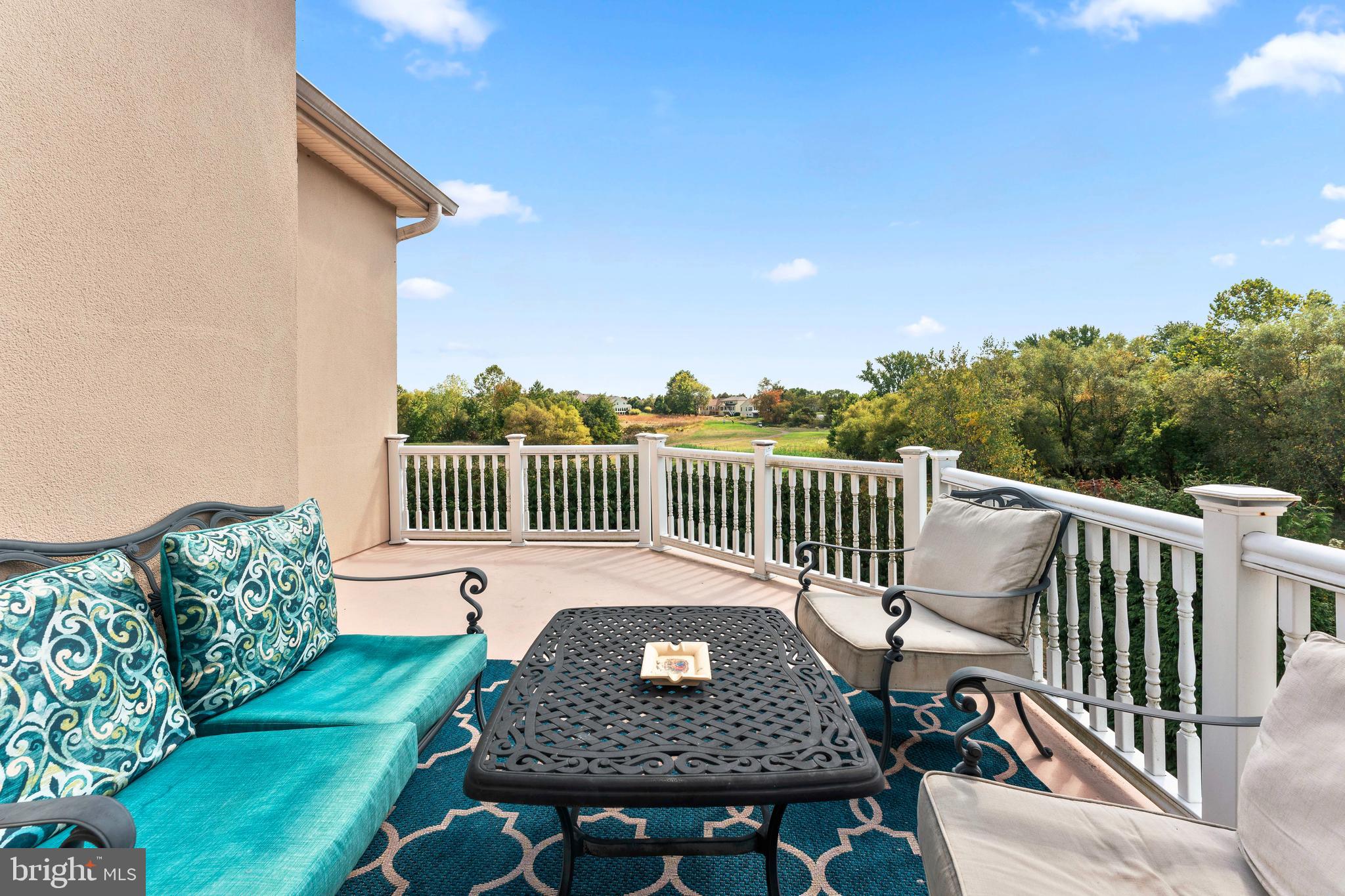 GOLF CLUB ESTATES - Residential