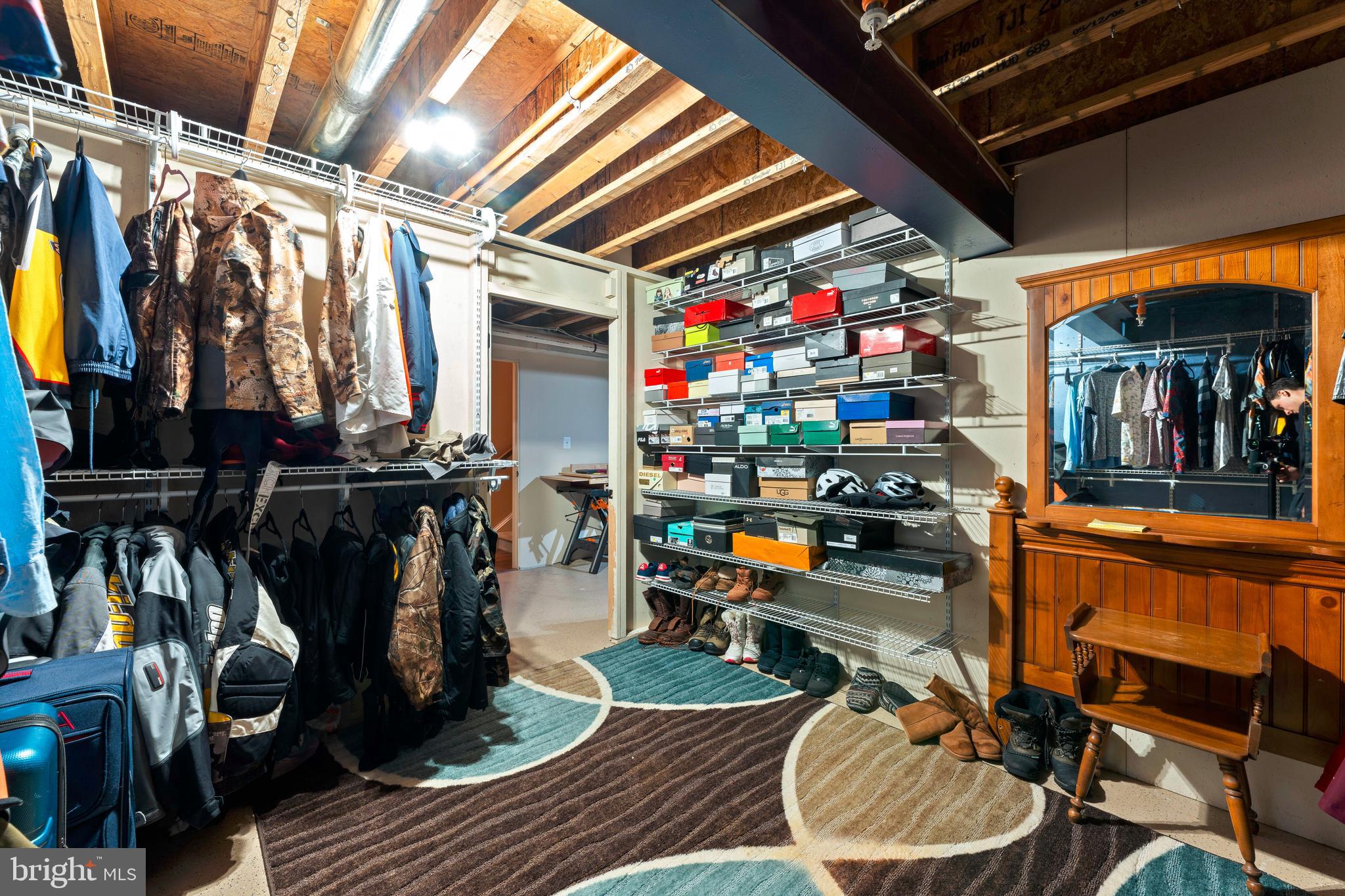 GOLF CLUB ESTATES - Residential