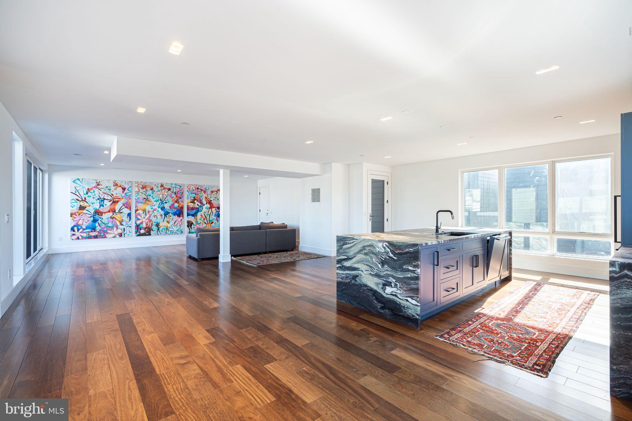 GRADUATE HOSPITAL - Residential