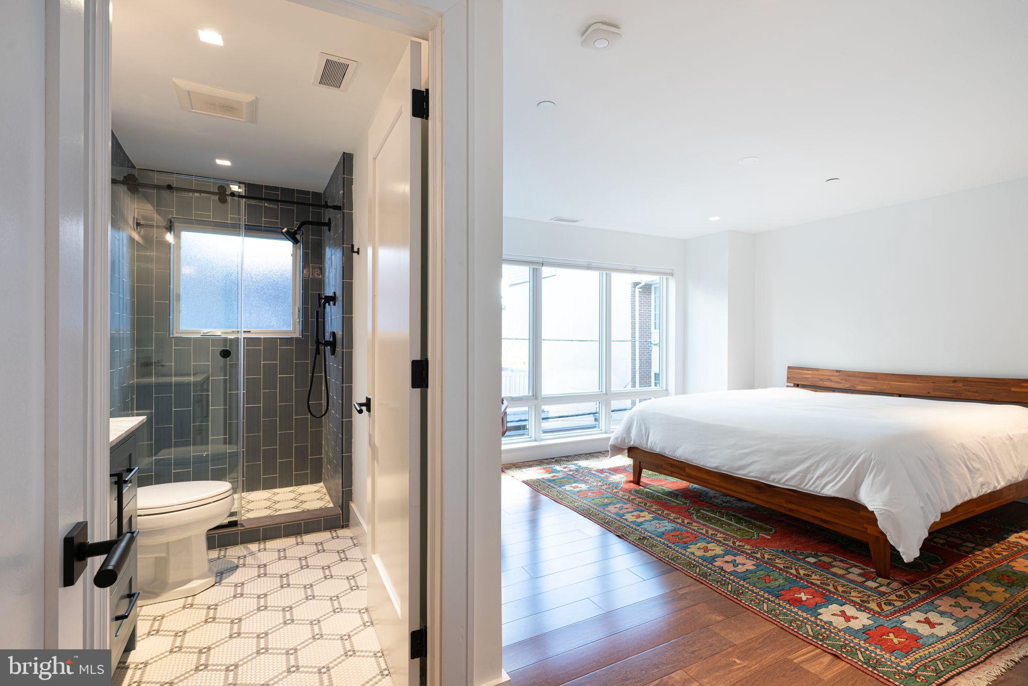 GRADUATE HOSPITAL - Residential