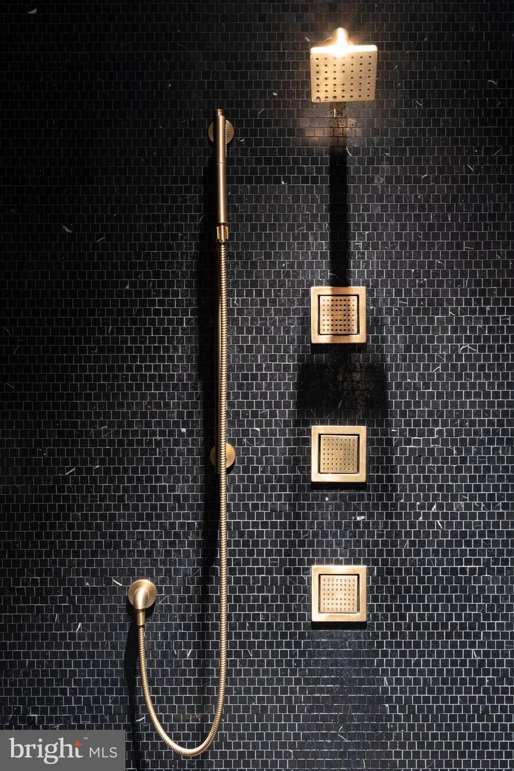 GRADUATE HOSPITAL - Residential