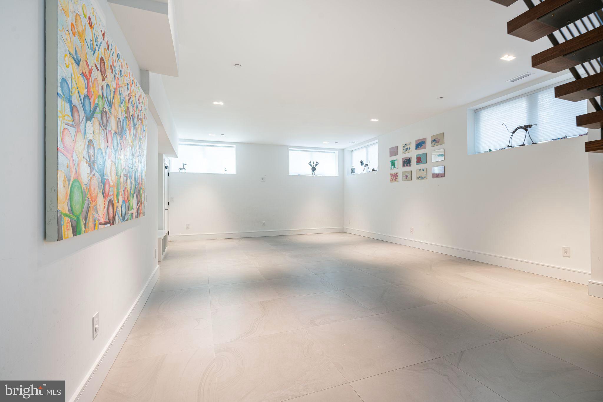 GRADUATE HOSPITAL - Residential