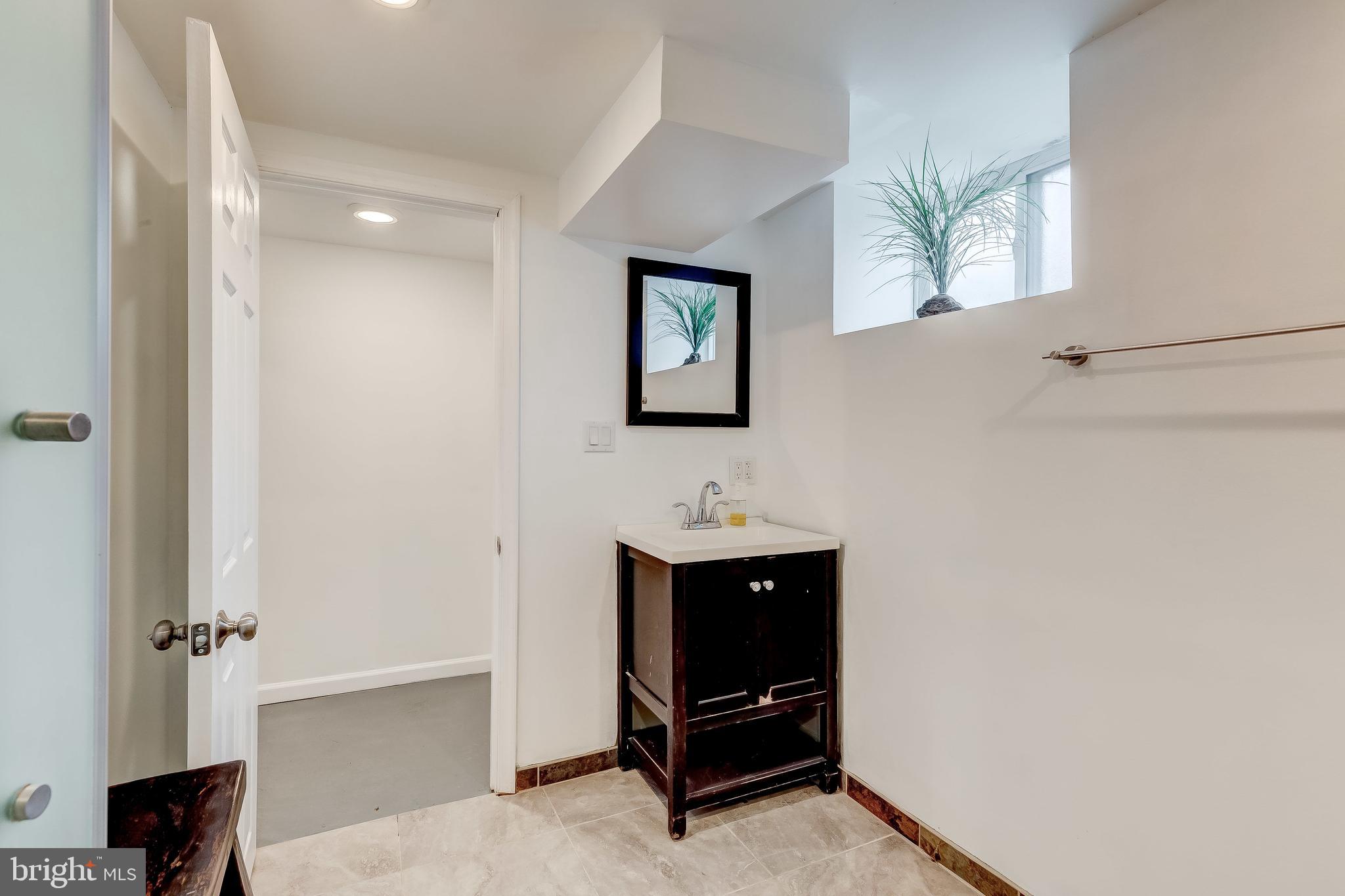 PARKVILLE - Residential