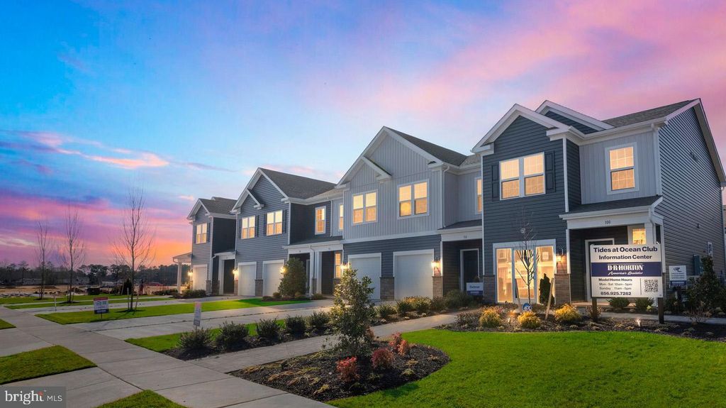 Photo of 230 Hermosa Drive, EGG HARBOR TOWNSHIP, NJ 08234 (MLS # NJAC2021144)