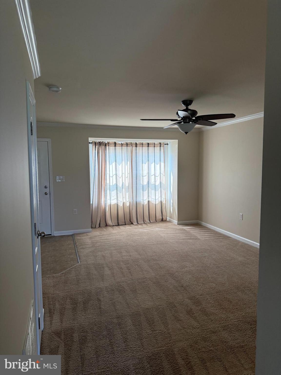 LAKELAND PLACE - Residential Lease