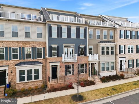 1707 COTTONWOOD GROVE ROAD DUMFRIES VA 22026