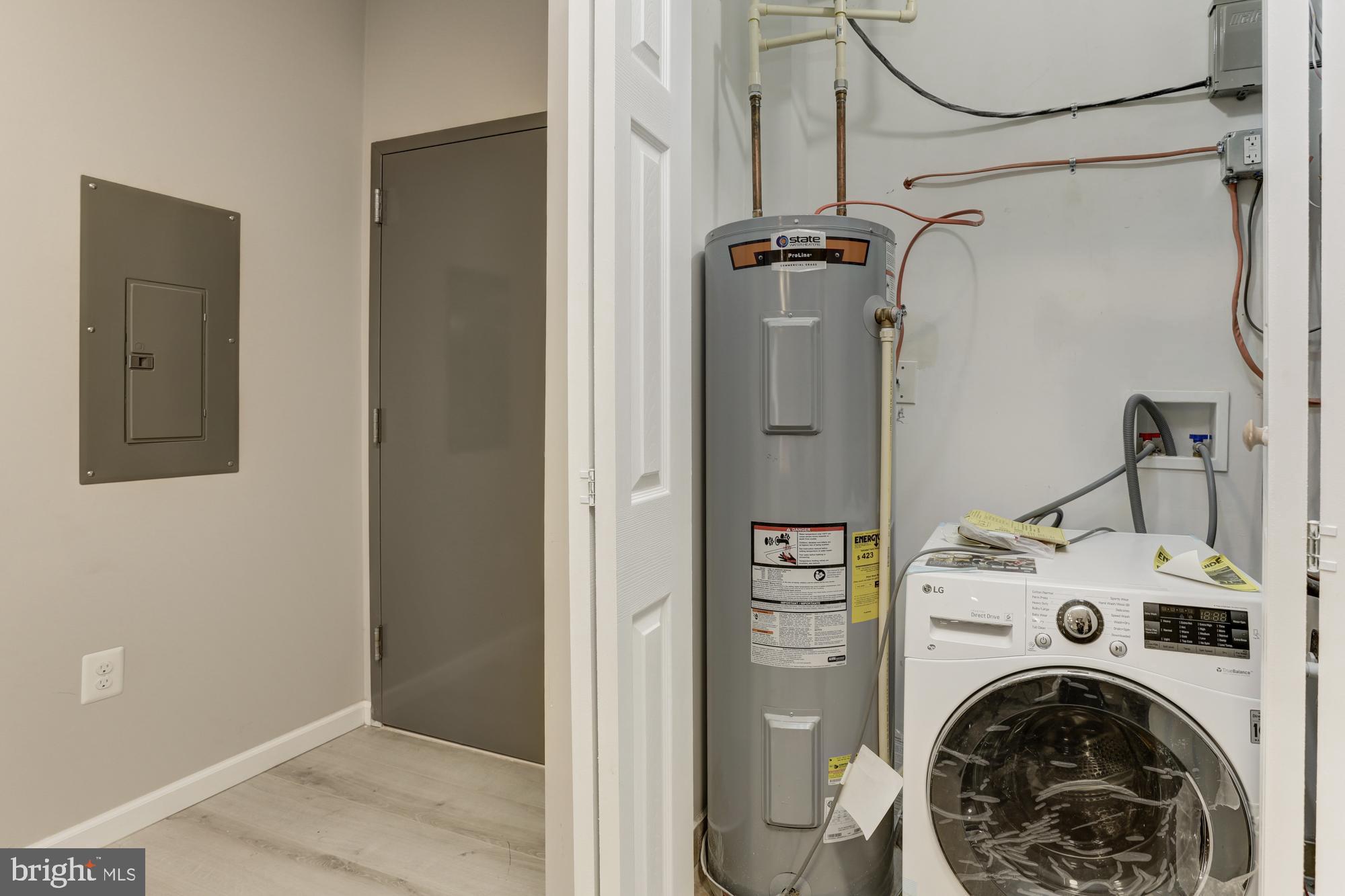 HIGHLANDTOWN - Residential Lease