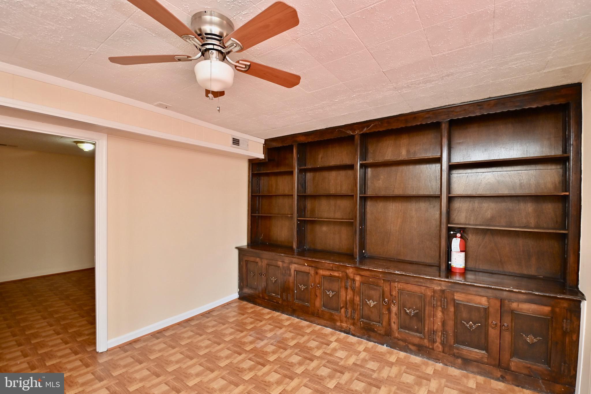 LAKE RIDGE - Residential Lease