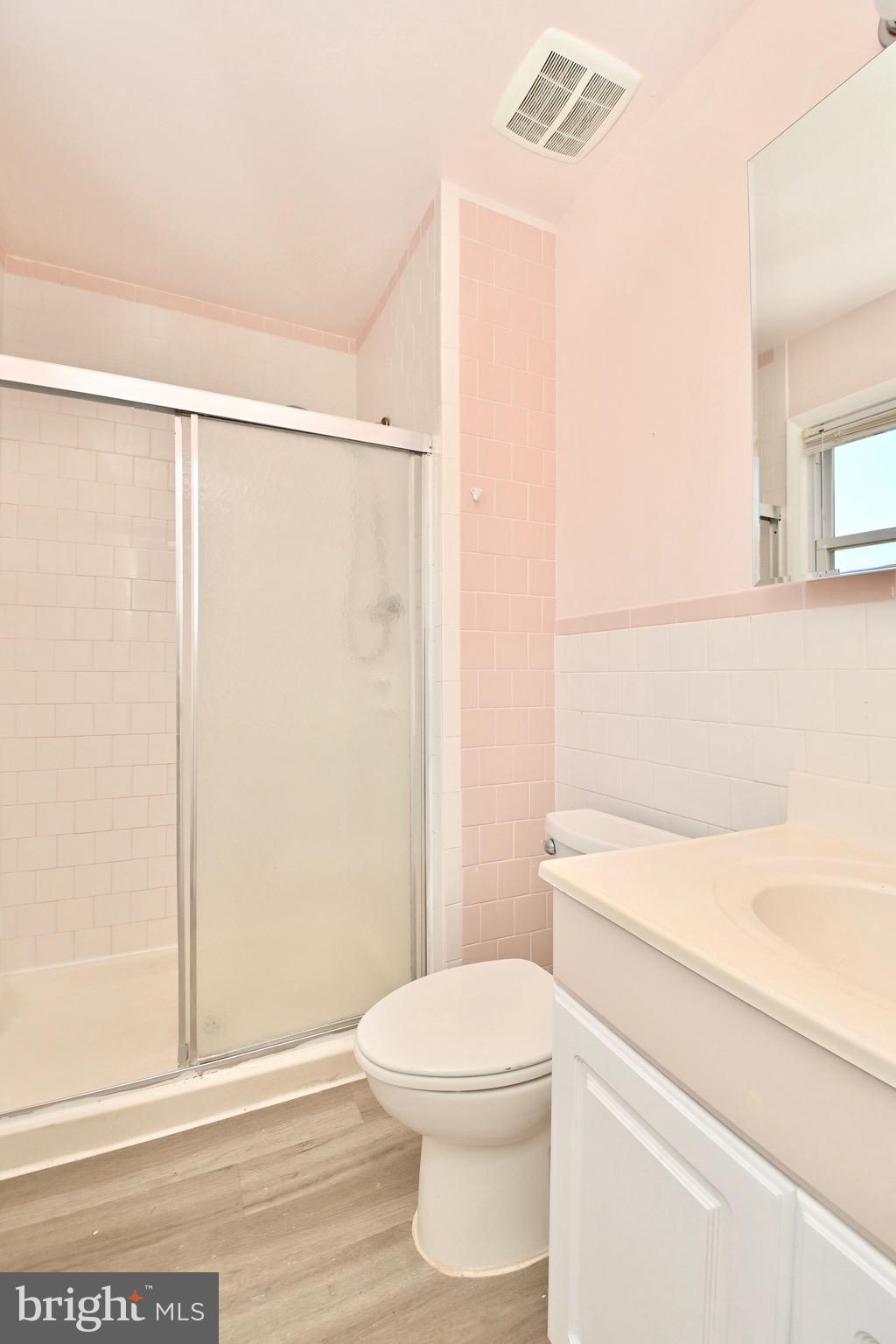 LAKE RIDGE - Residential Lease