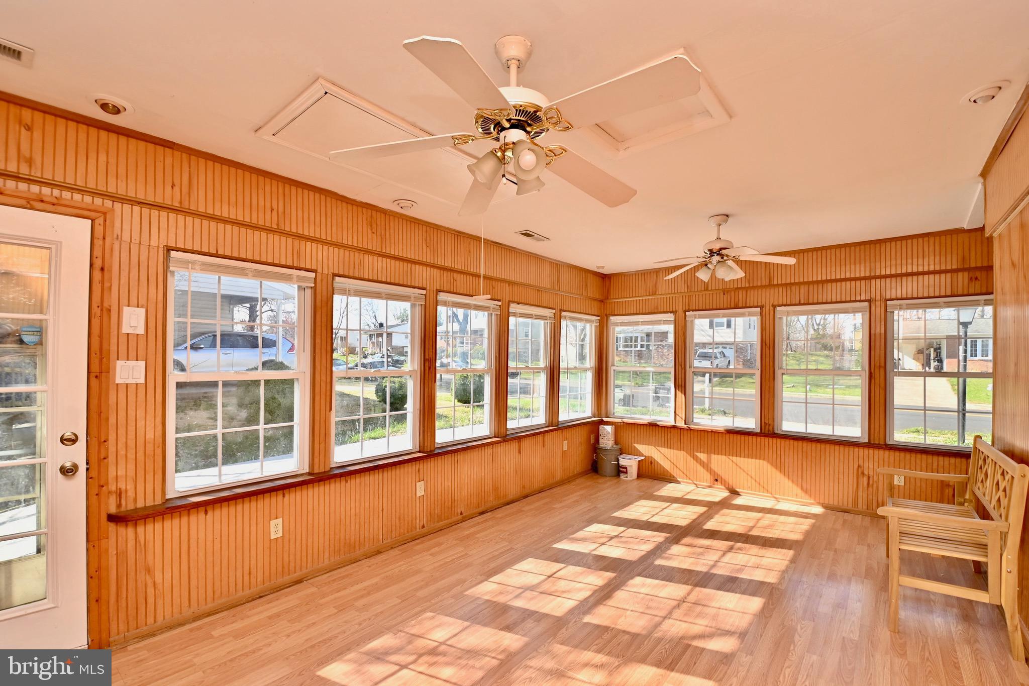 LAKE RIDGE - Residential Lease