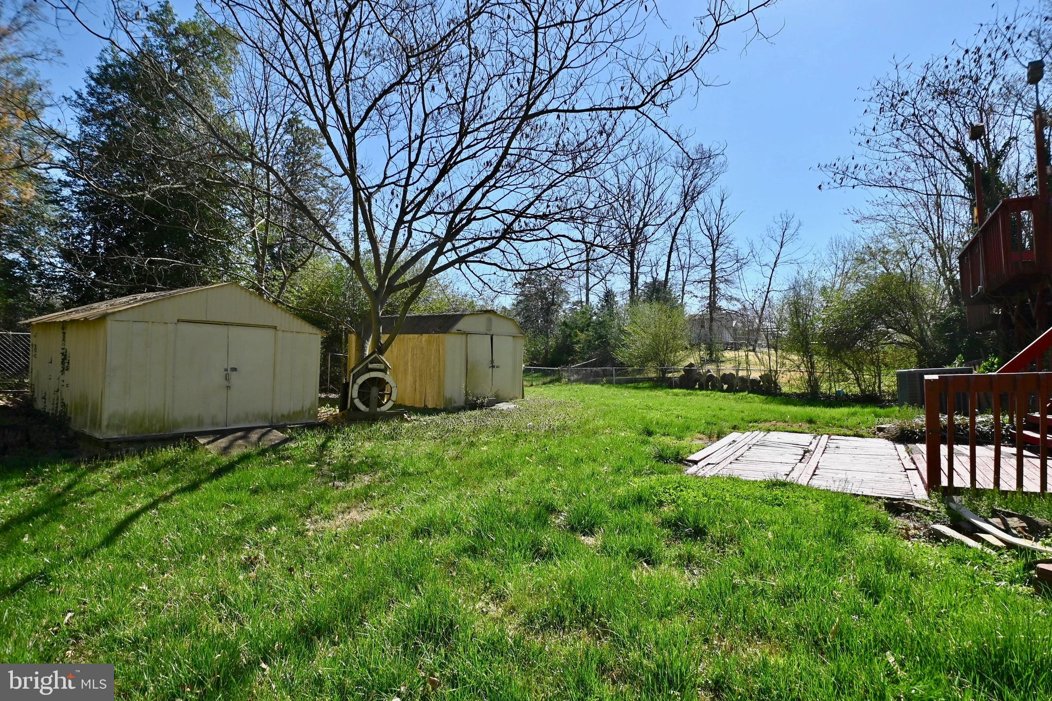 LAKE RIDGE - Residential Lease