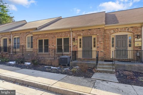 5041 BACKLICK ROAD B 5041-B ANNANDALE VA 22003