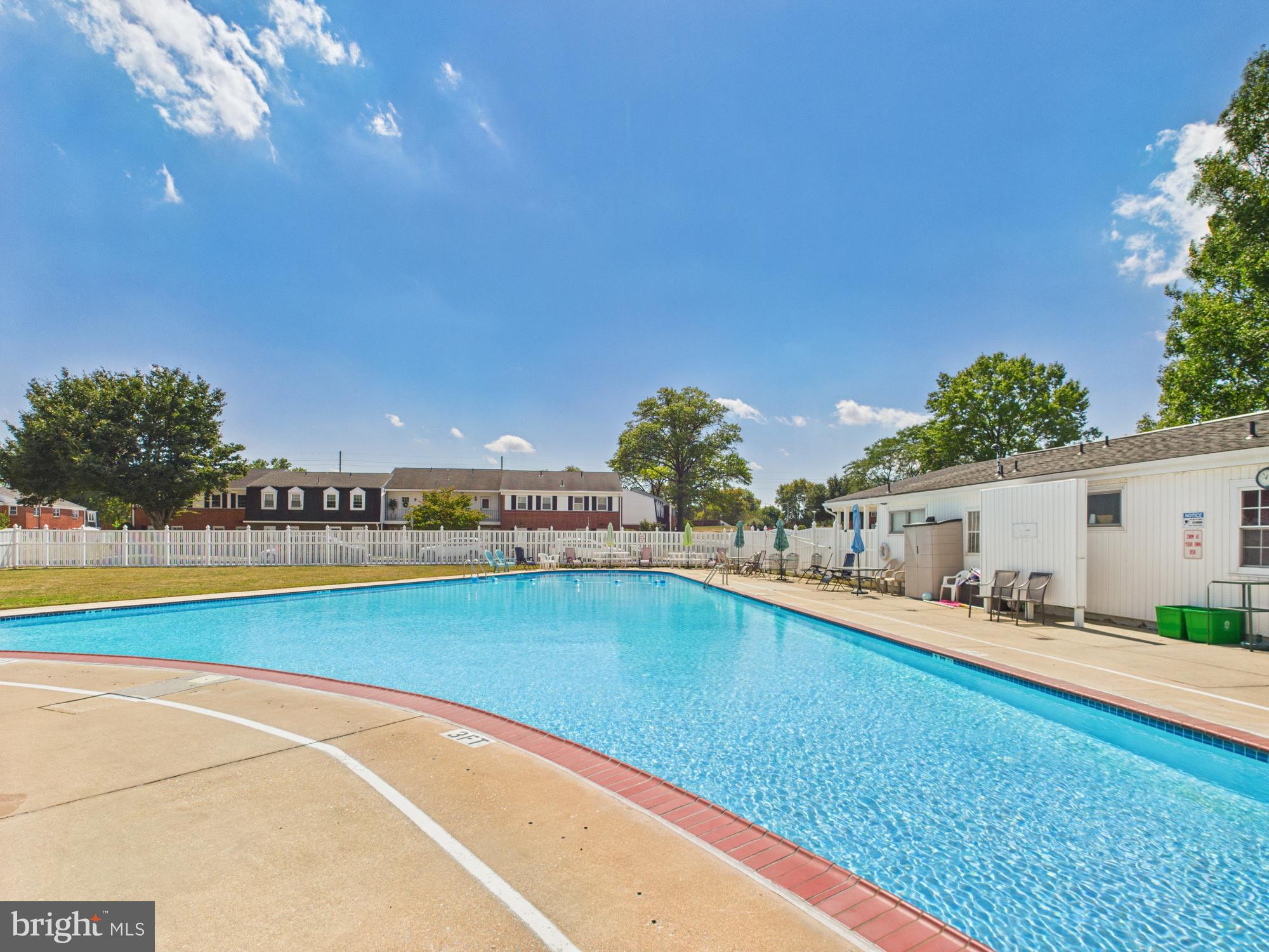 COLONY PARK CONDOS - Residential