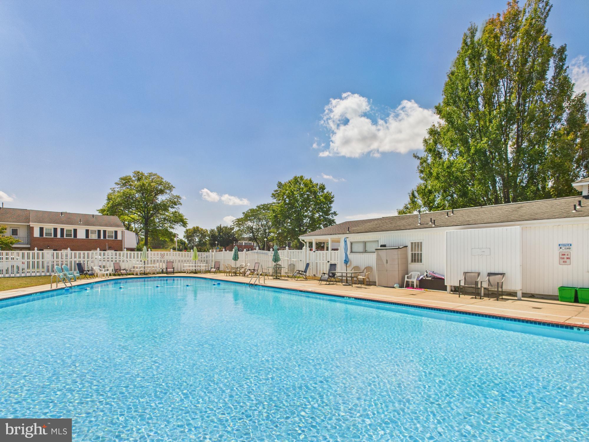 COLONY PARK CONDOS - Residential