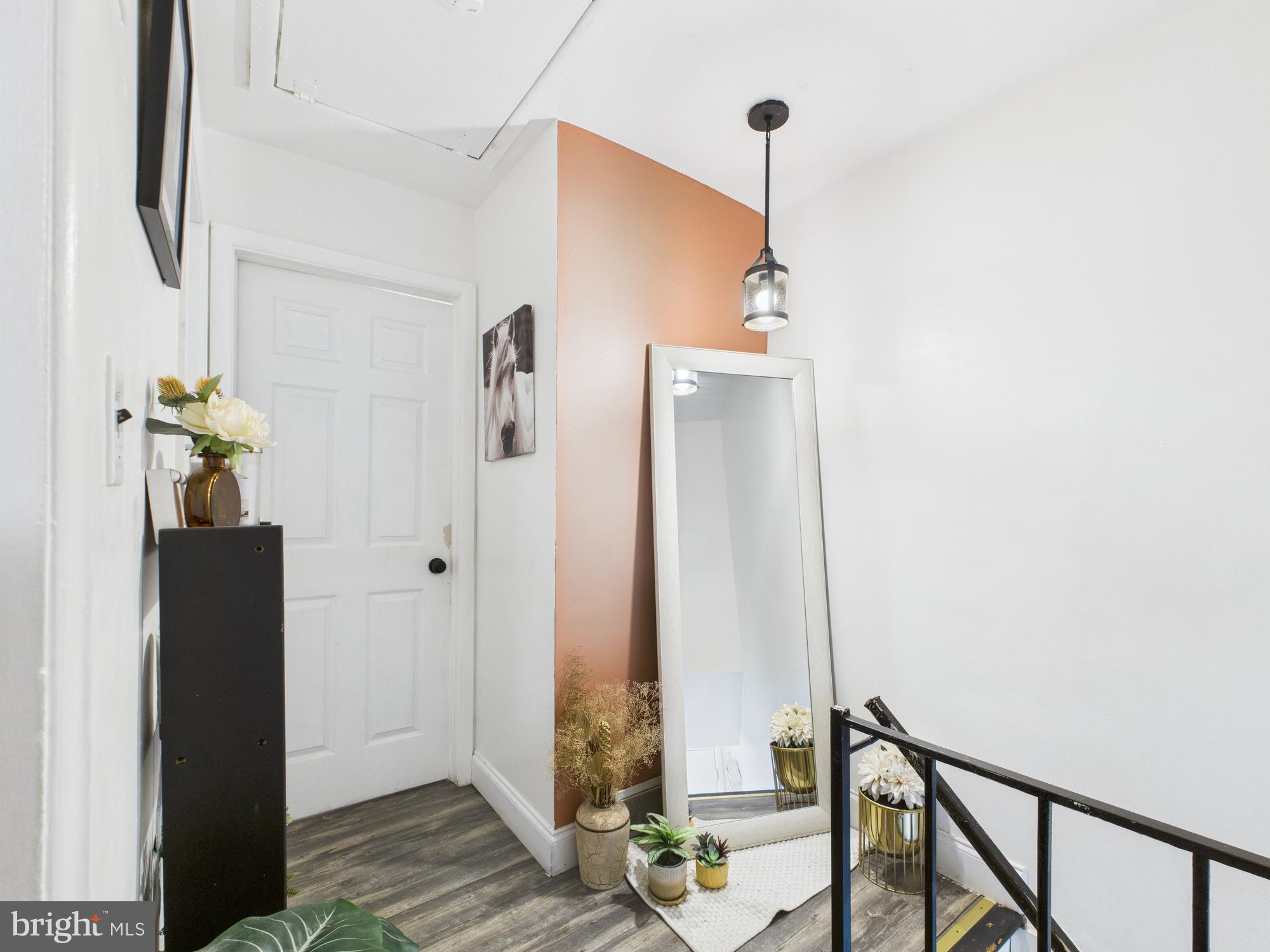 COLONY PARK CONDOS - Residential