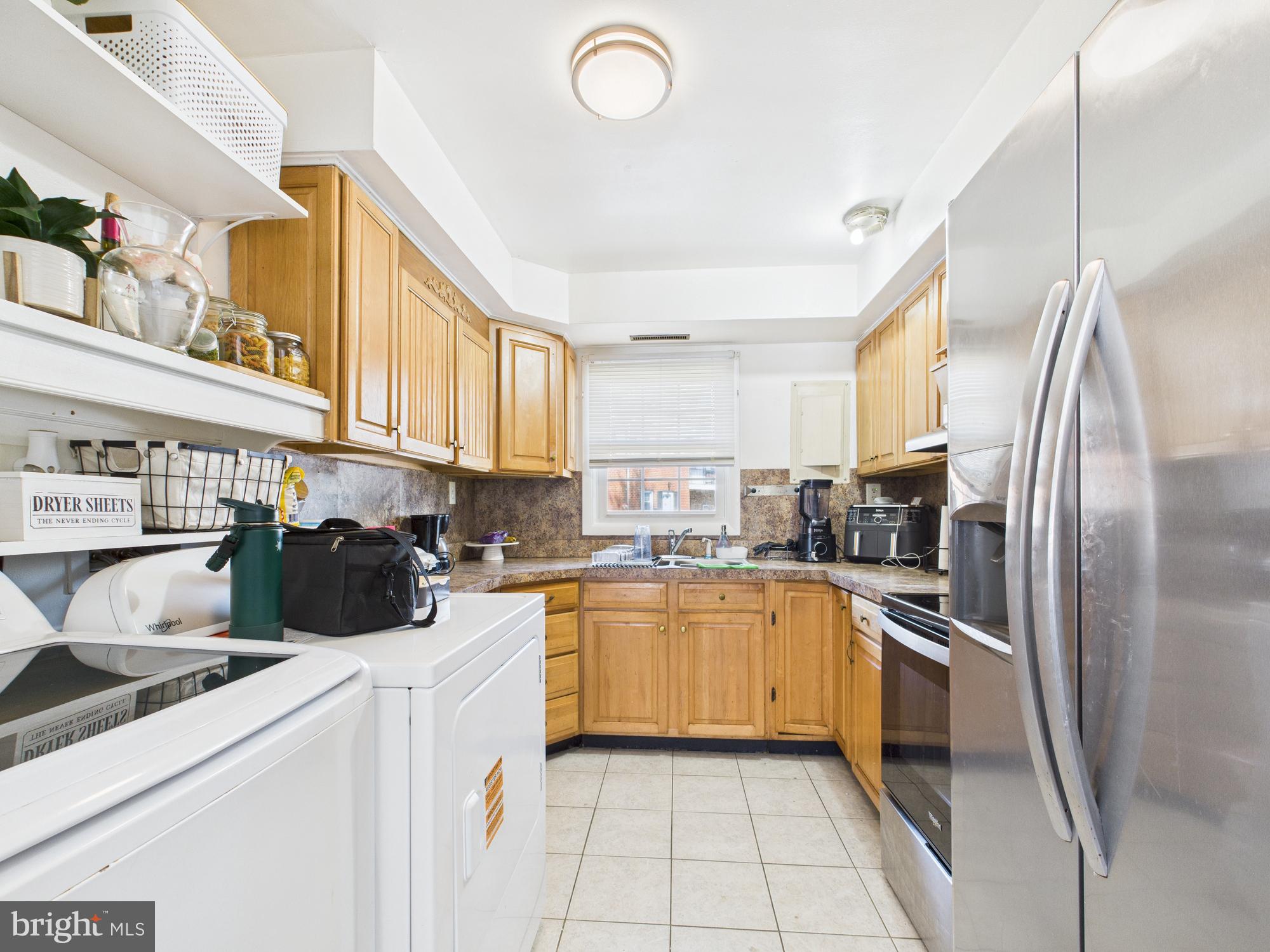 COLONY PARK CONDOS - Residential