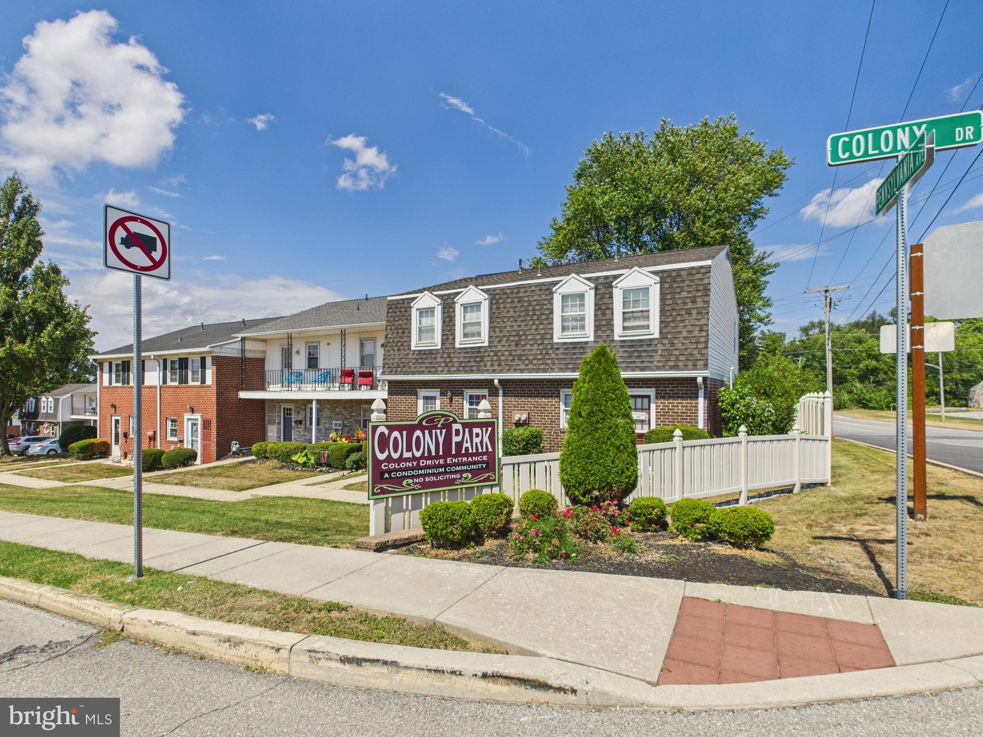 COLONY PARK CONDOS - Residential