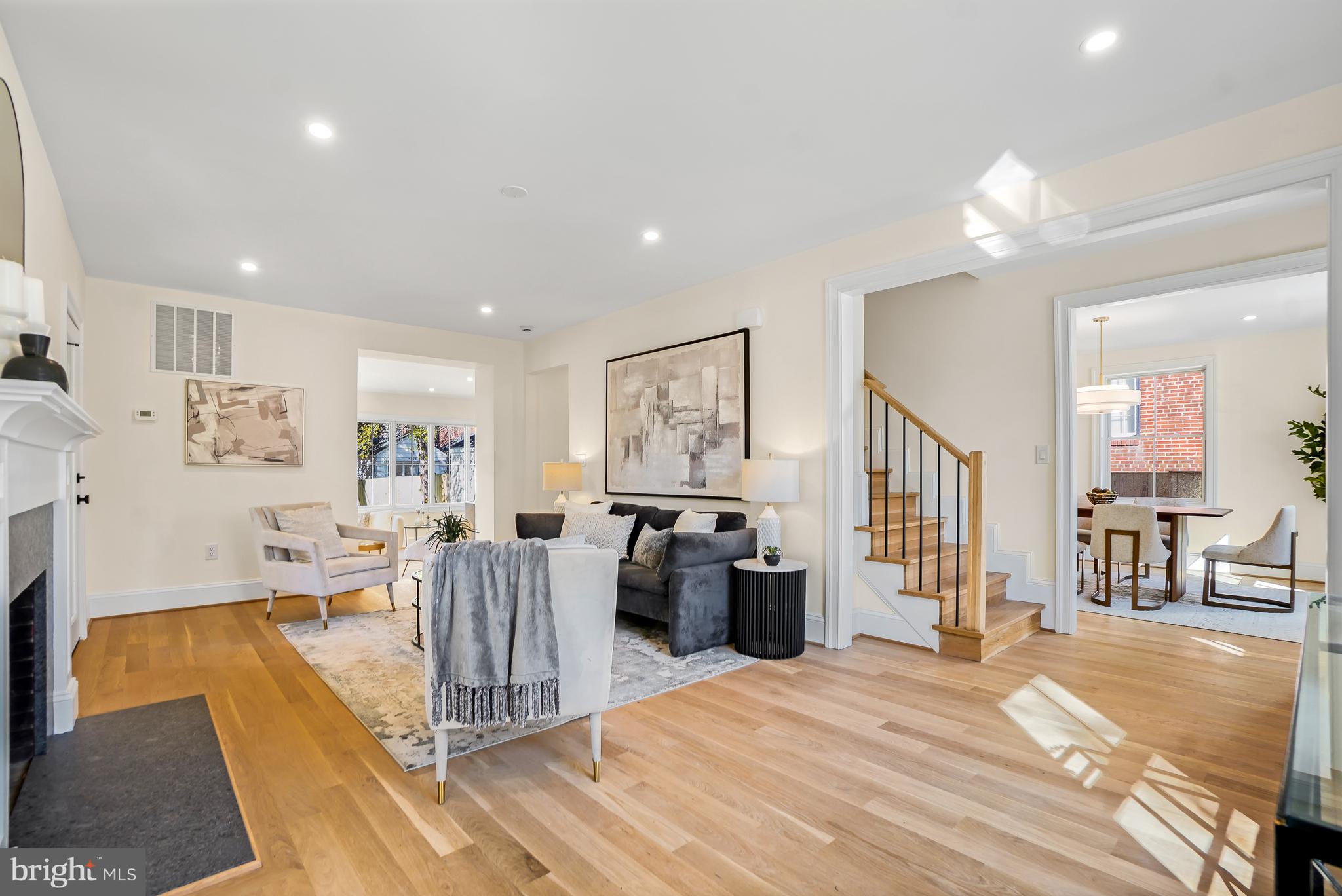 4317 WINDOM PLACE NW