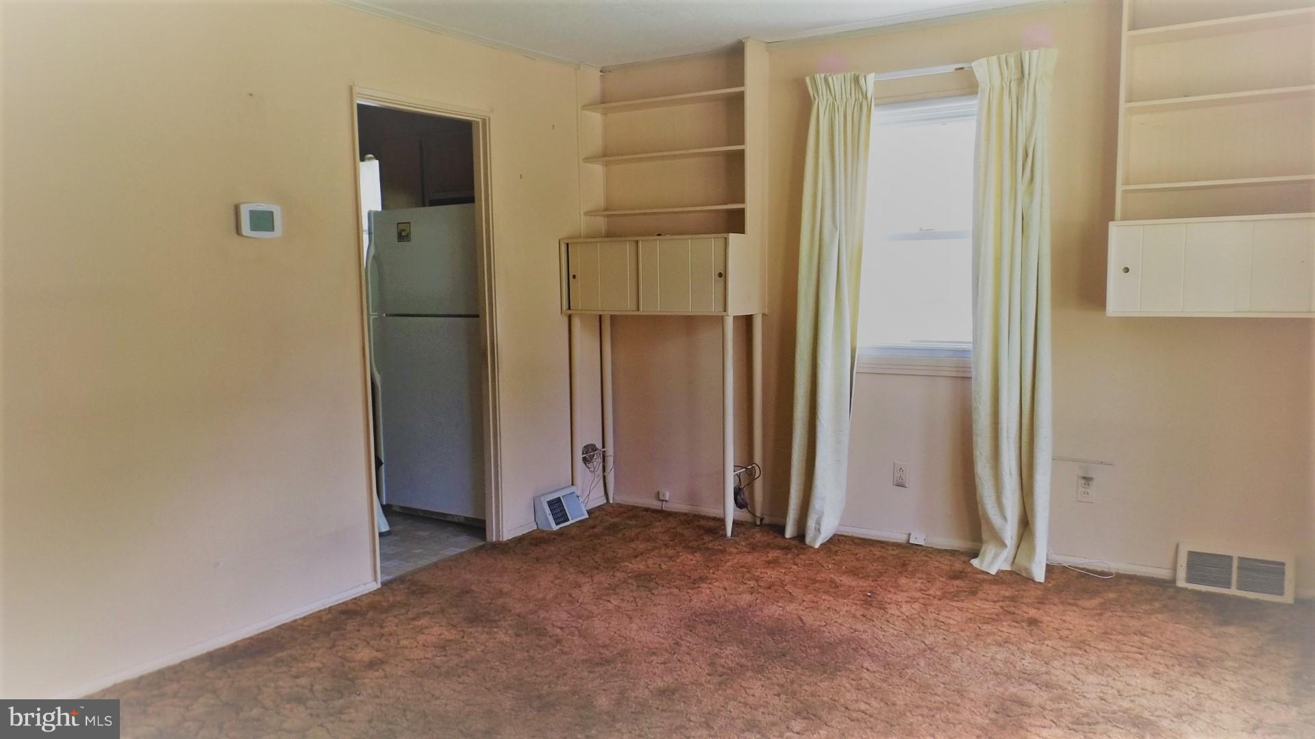 HILLENDALE PARK - Residential