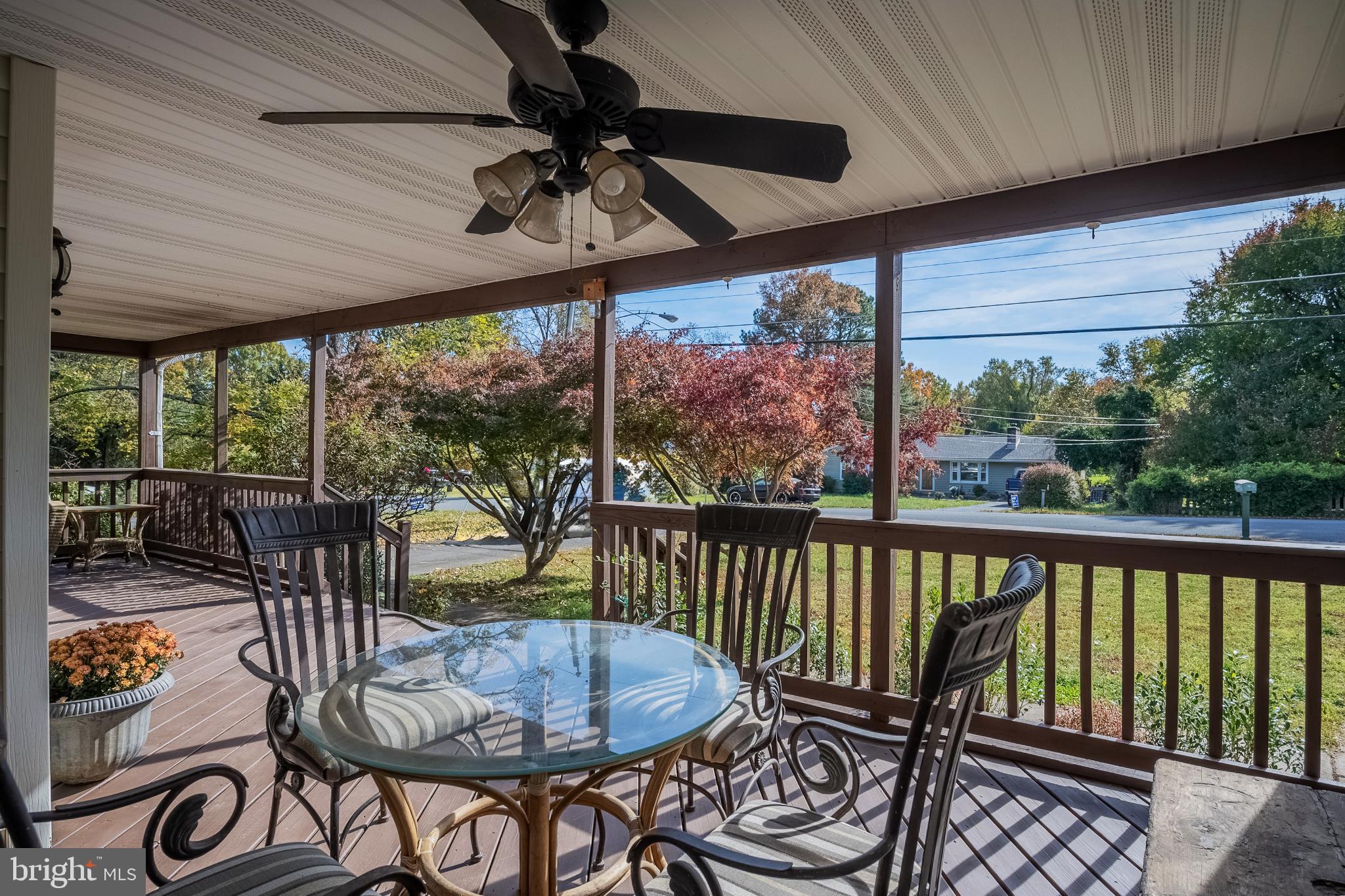 FAIRFAX ACRES - Residential