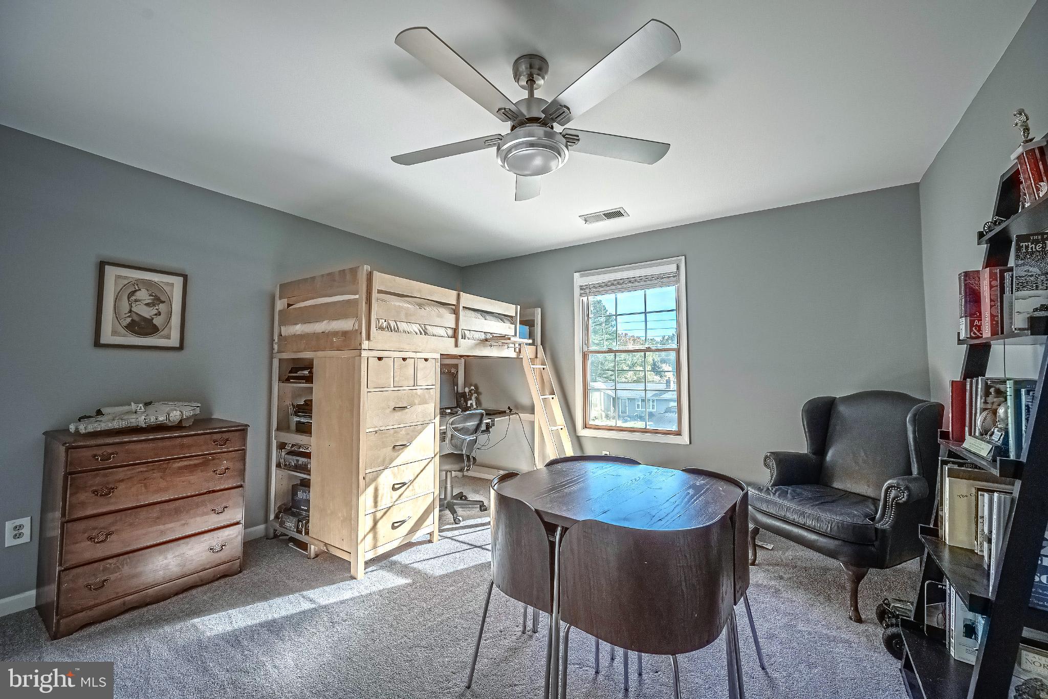 FAIRFAX ACRES - Residential