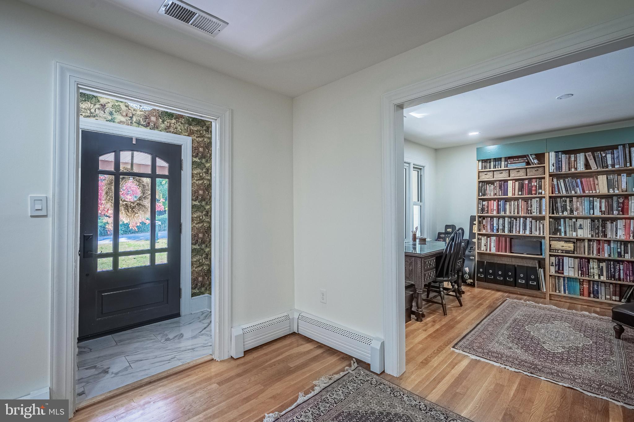 FAIRFAX ACRES - Residential