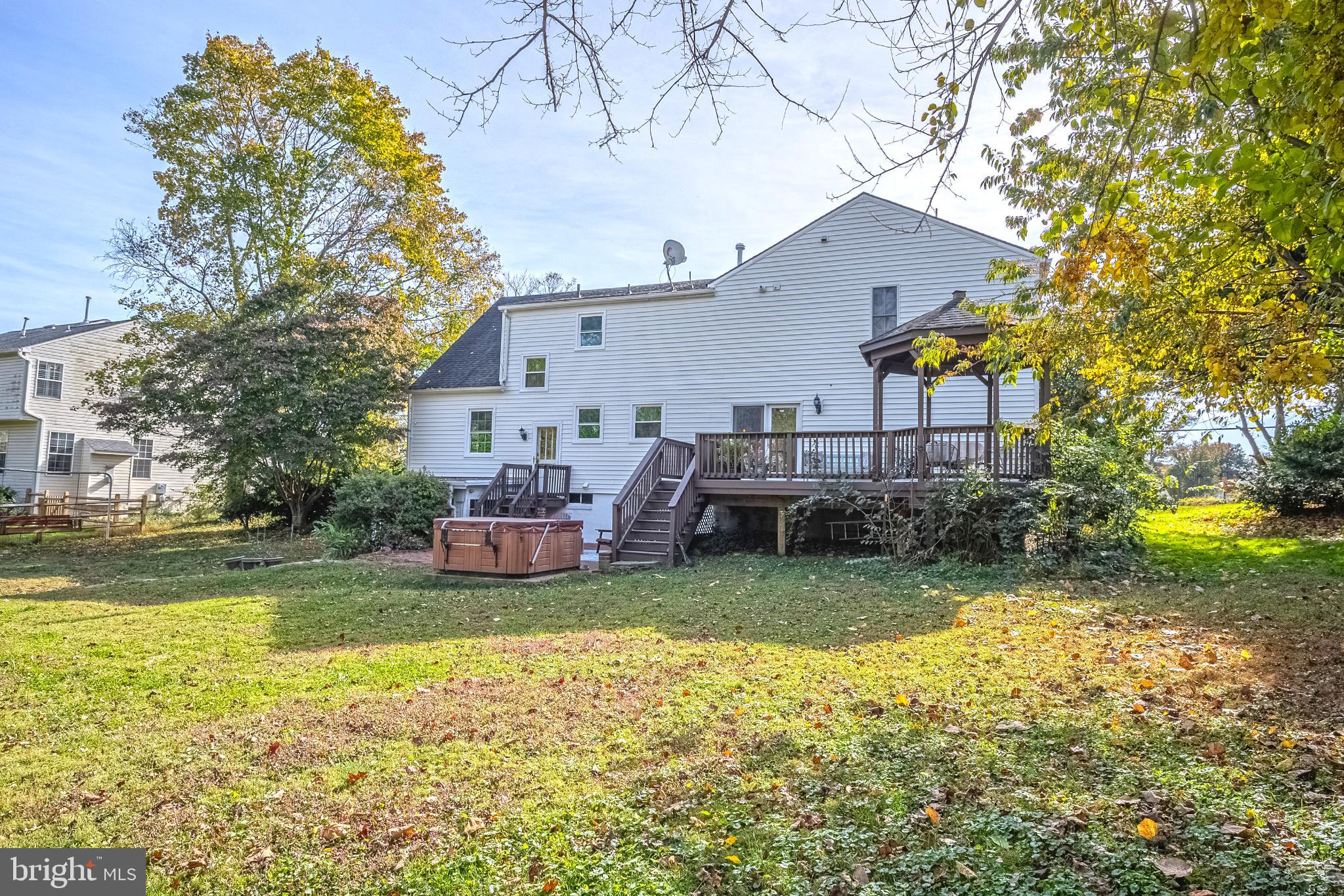 FAIRFAX ACRES - Residential