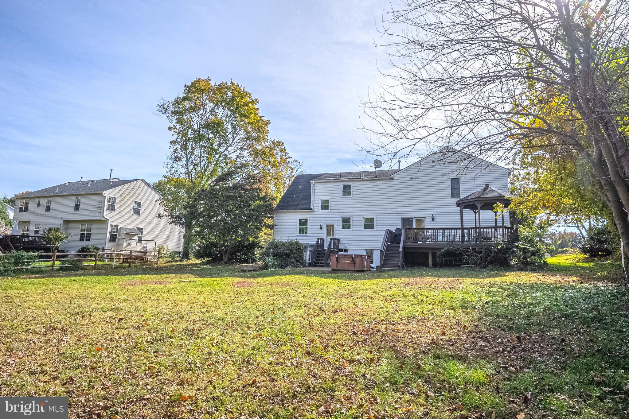 FAIRFAX ACRES - Residential