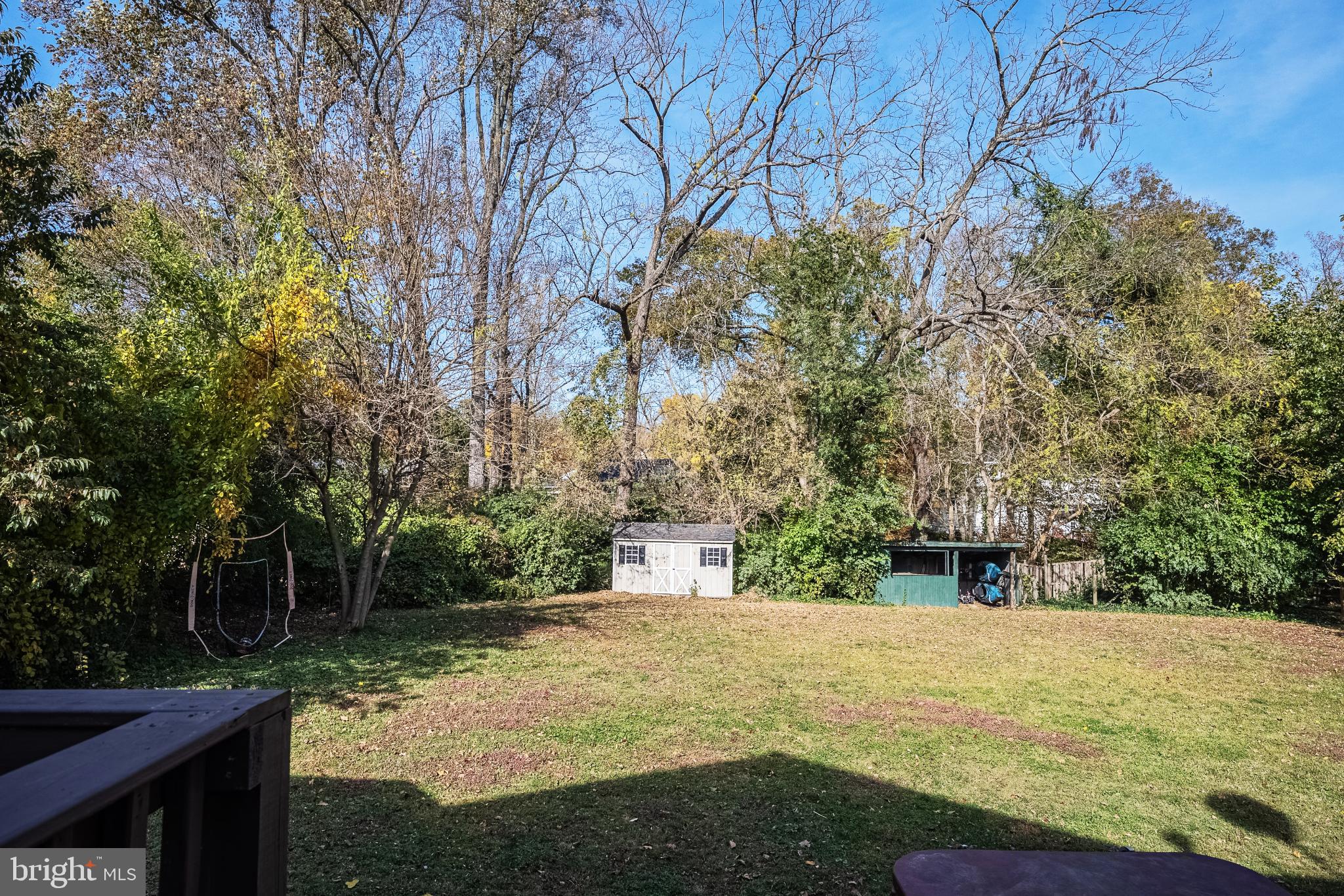 FAIRFAX ACRES - Residential